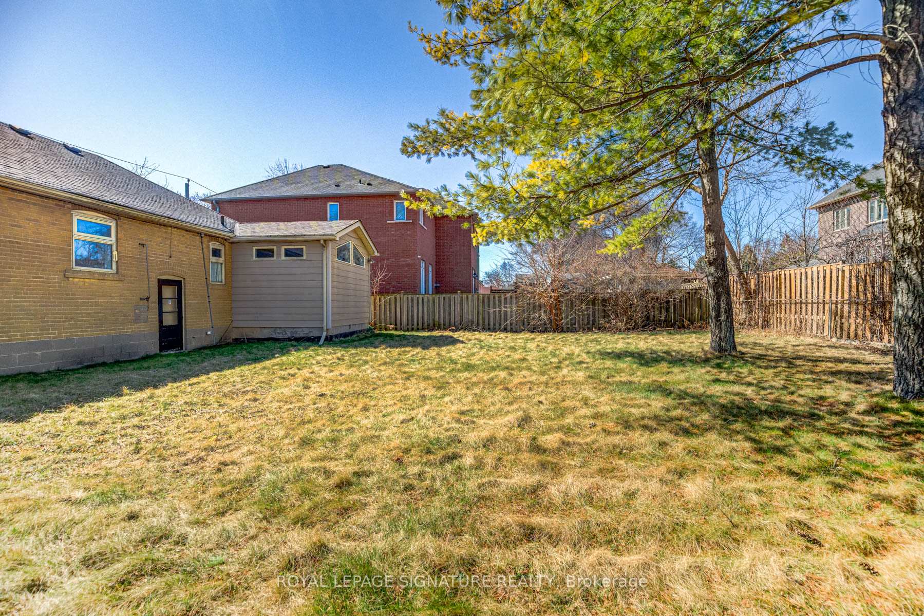 50 Bainbridge Ave, Toronto, ON M3H2K2 | 3 Bedroom 2 Bathroom Detached House | Image 17