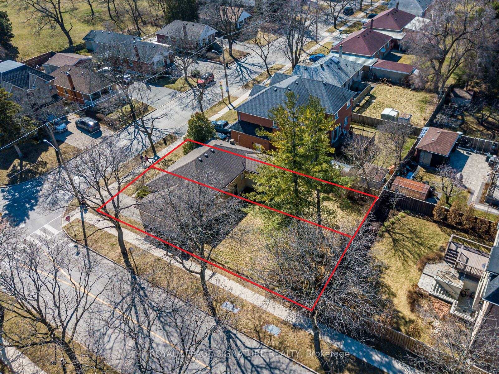 50 Bainbridge Ave, Toronto, ON M3H2K2 | 3 Bedroom 2 Bathroom Detached House | Image 8