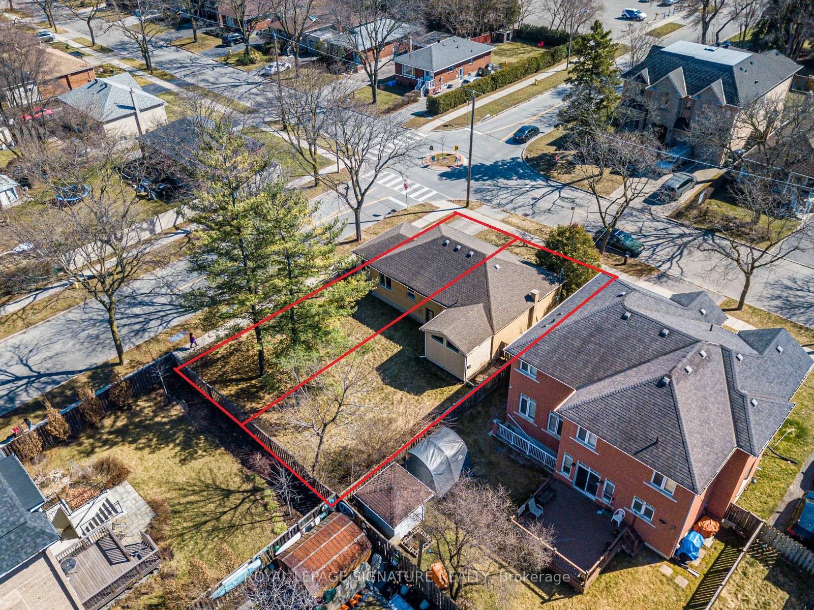 50 Bainbridge Ave, Toronto, ON M3H2K2 | 3 Bedroom 2 Bathroom Detached House | Image 9