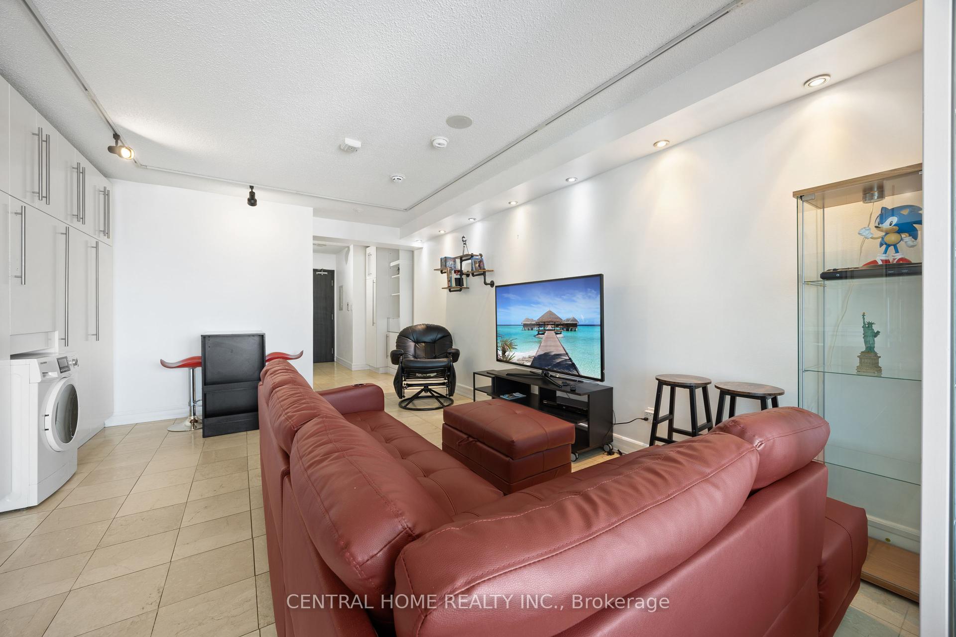 #3809 - 210 Victoria St, Toronto, ON M5B2R3 | 1 Bedroom 1 Bathroom Condo Apt | Image 10