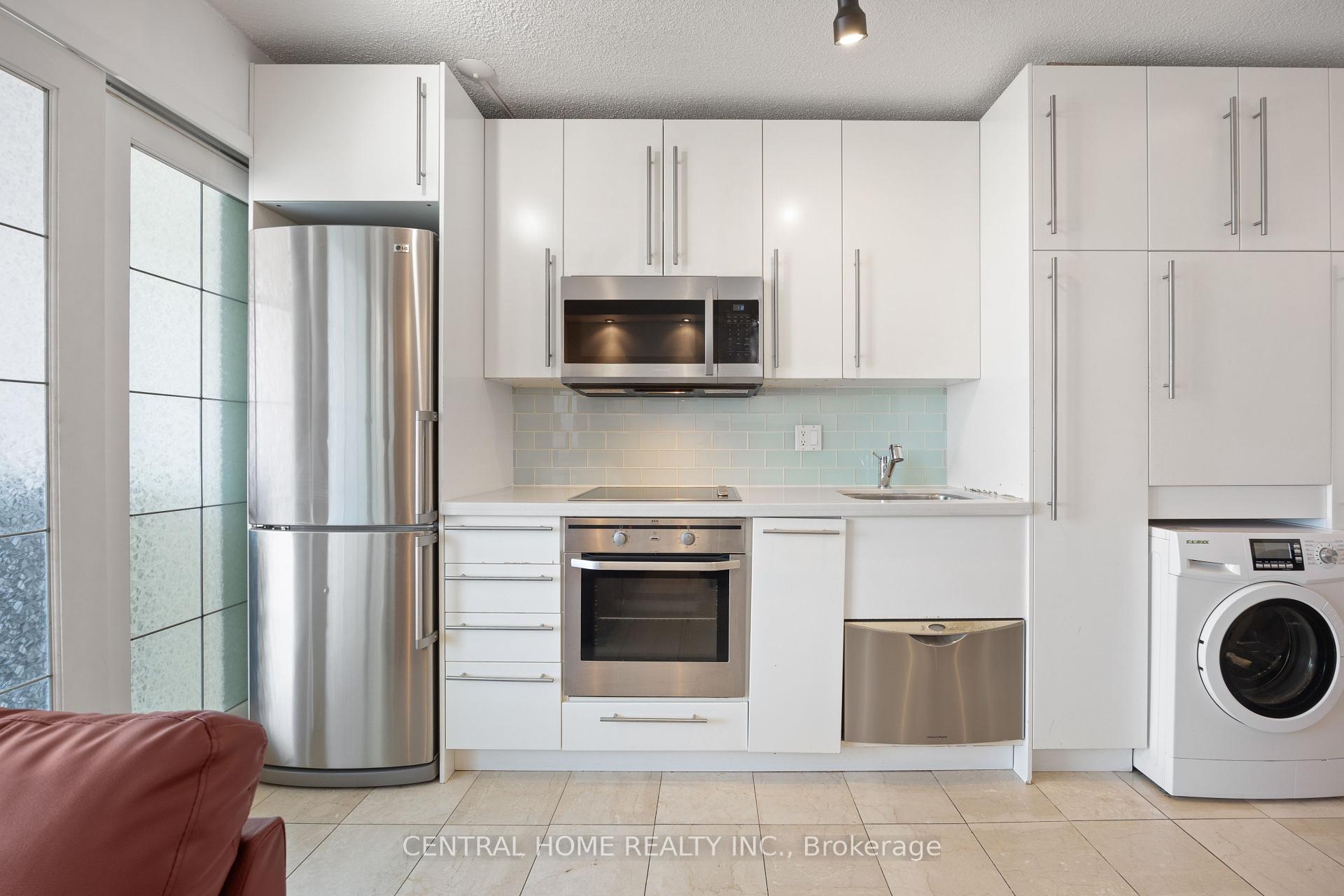 #3809 - 210 Victoria St, Toronto, ON M5B2R3 | 1 Bedroom 1 Bathroom Condo Apt | Image 14