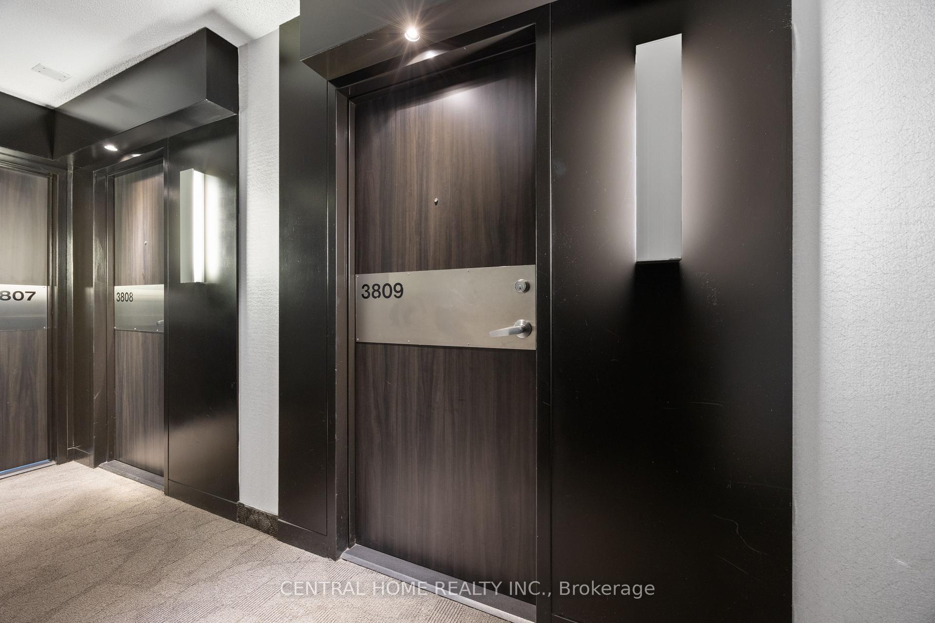 #3809 - 210 Victoria St, Toronto, ON M5B2R3 | 1 Bedroom 1 Bathroom Condo Apt | Image 7