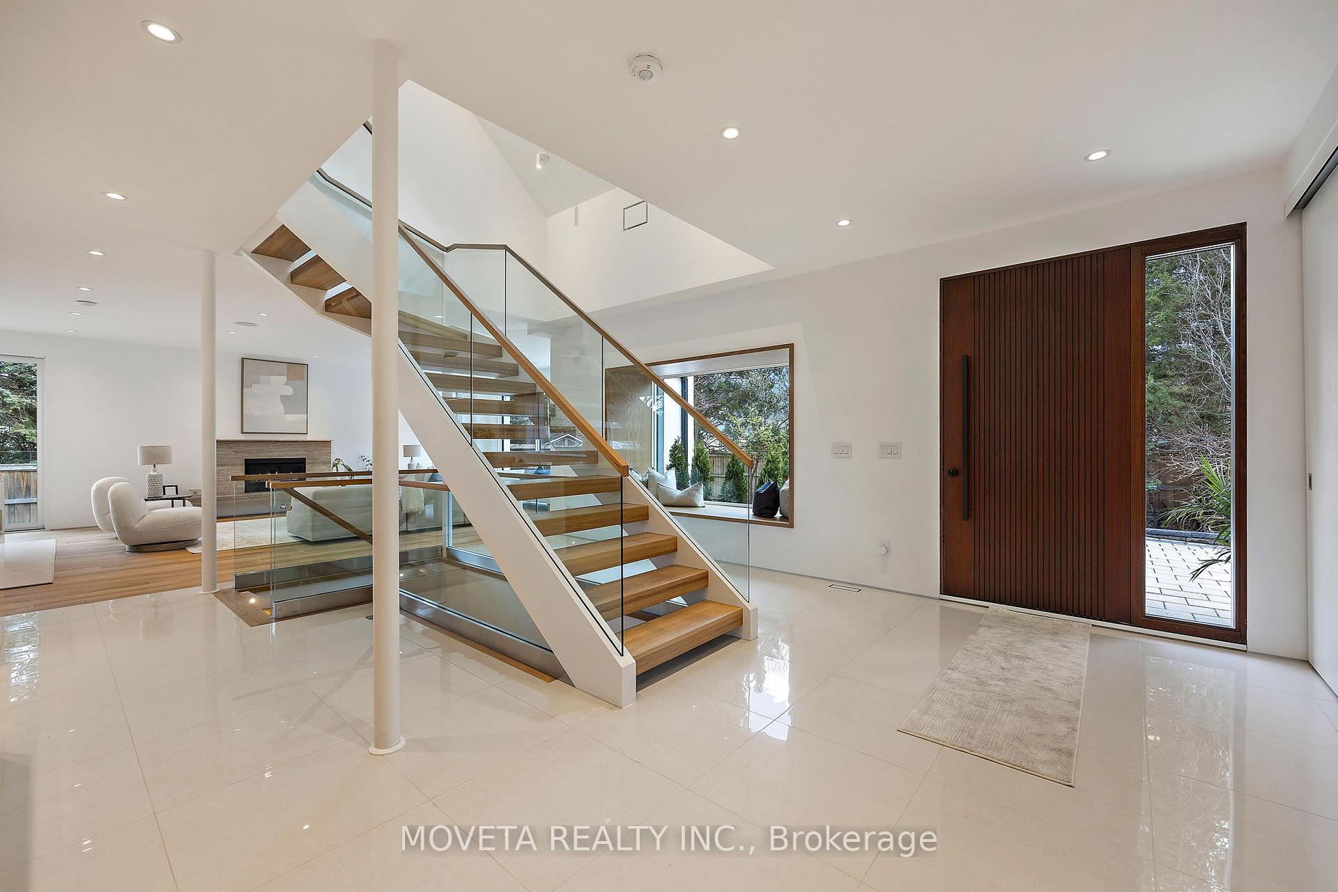 2 Addison Cres, Toronto, ON M3B1K8 | 4 Bedroom 6 Bathroom Detached House | Image 3