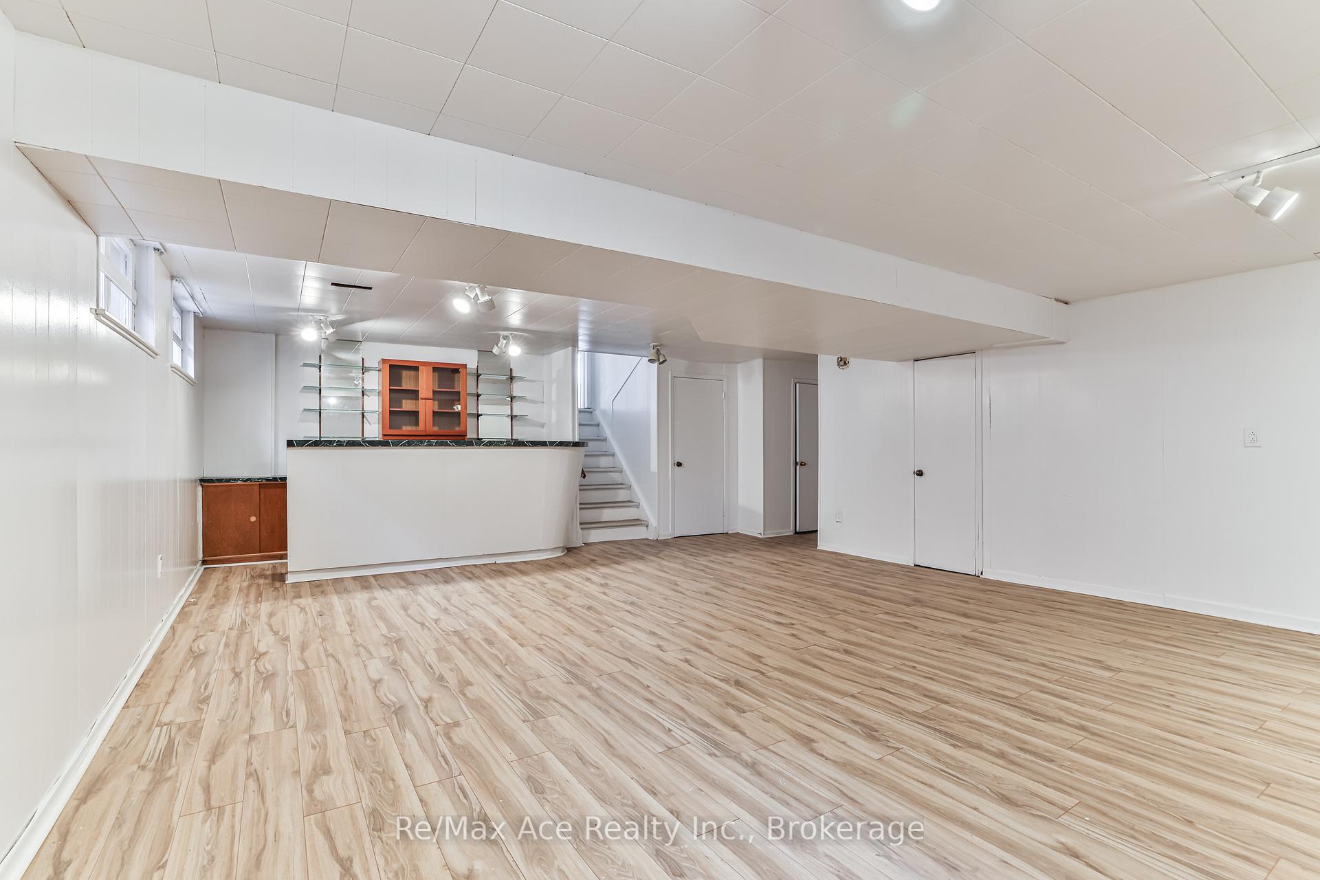 90 Charlton Blvd, Toronto, ON M2M1C1 | 4 Bedroom 4 Bathroom Detached House | Image 21