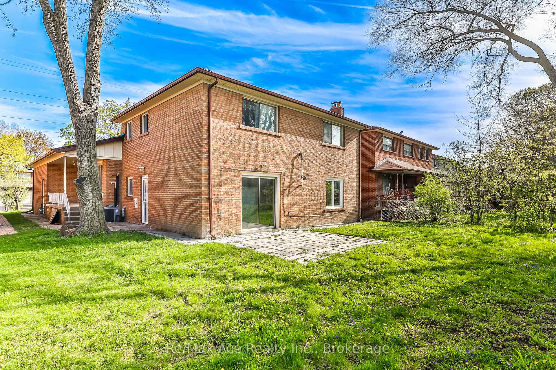 90 Charlton Blvd, Toronto, ON M2M1C1 | 4 Bedroom 4 Bathroom Detached House | Image 23