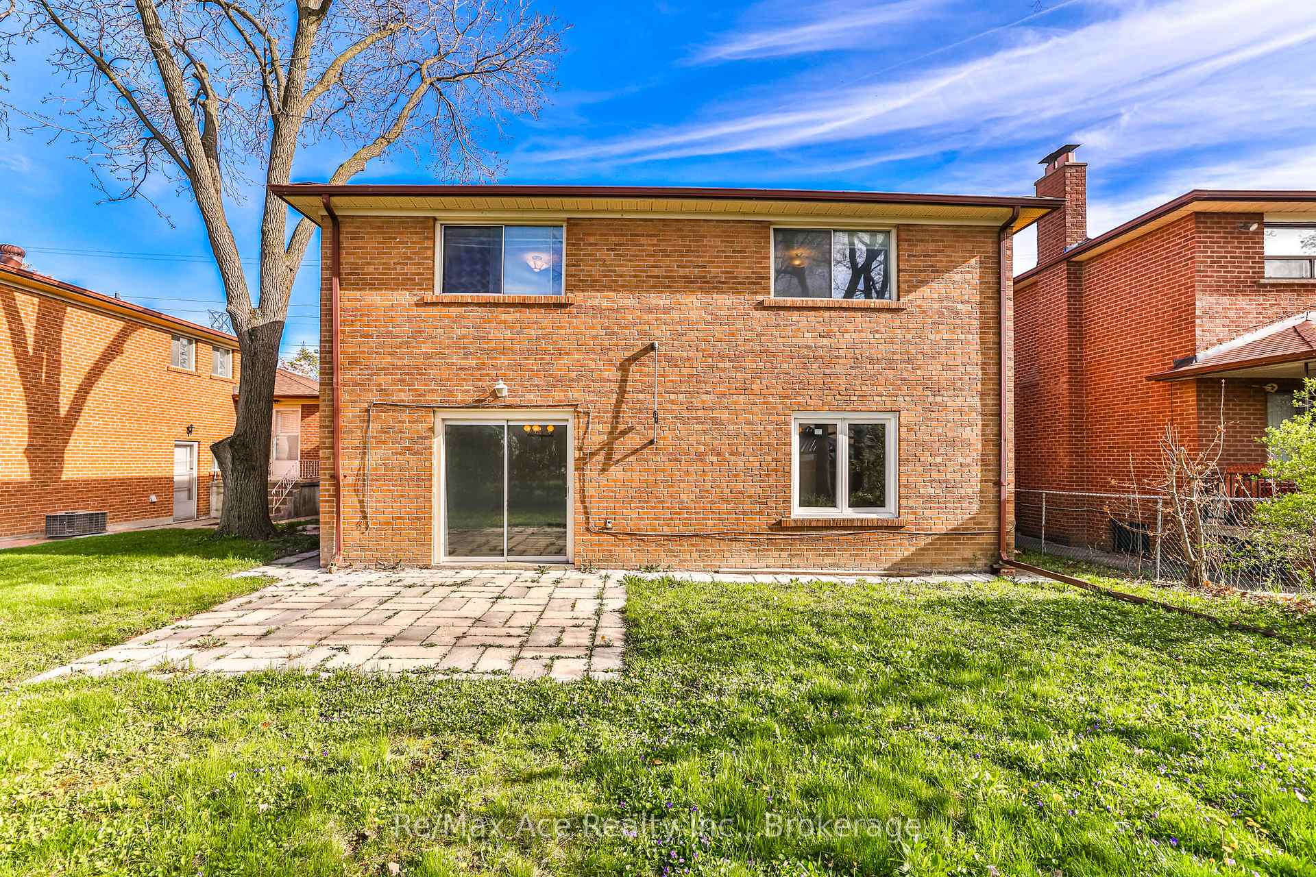 90 Charlton Blvd, Toronto, ON M2M1C1 | 4 Bedroom 4 Bathroom Detached House | Image 24