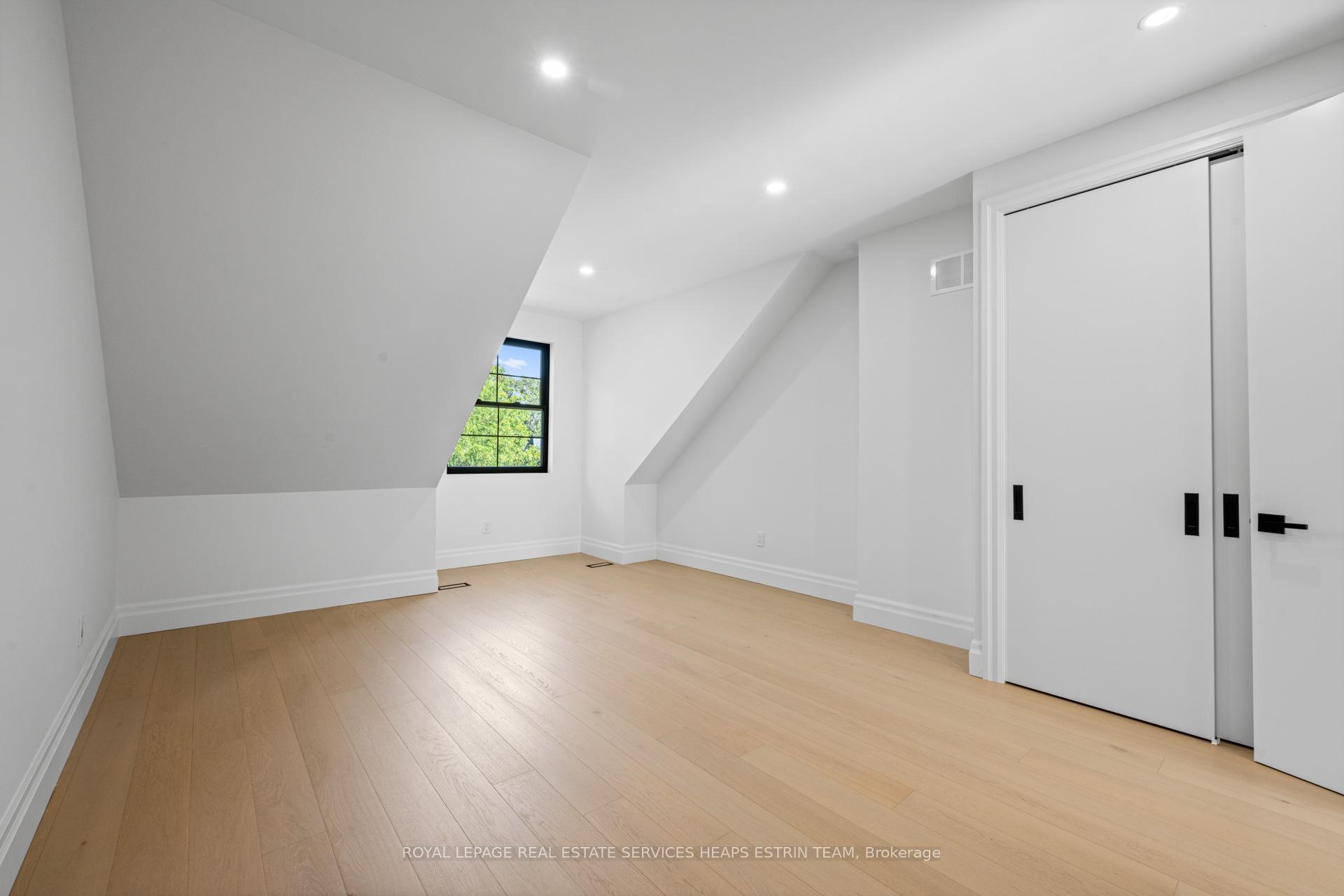 112 Givins St, Toronto, ON M6J2X9 | 4 Bedroom 5 Bathroom Semi-Detached House | Image 26