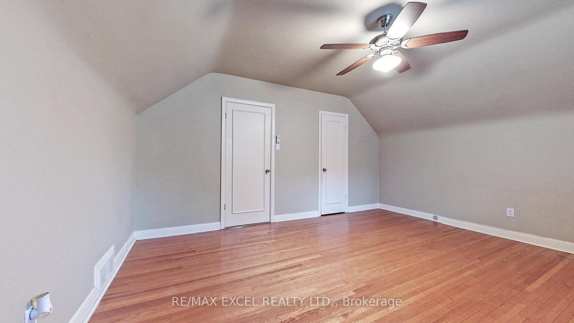 54 Centre Ave, Toronto, ON M2M2L5 | 3 Bedroom 2 Bathroom Detached House | Image 24