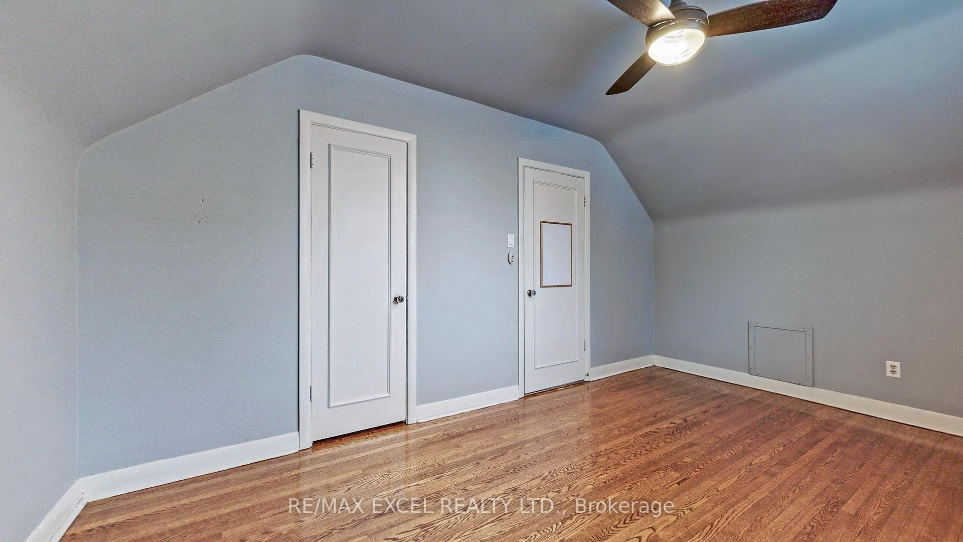 54 Centre Ave, Toronto, ON M2M2L5 | 3 Bedroom 2 Bathroom Detached House | Image 27