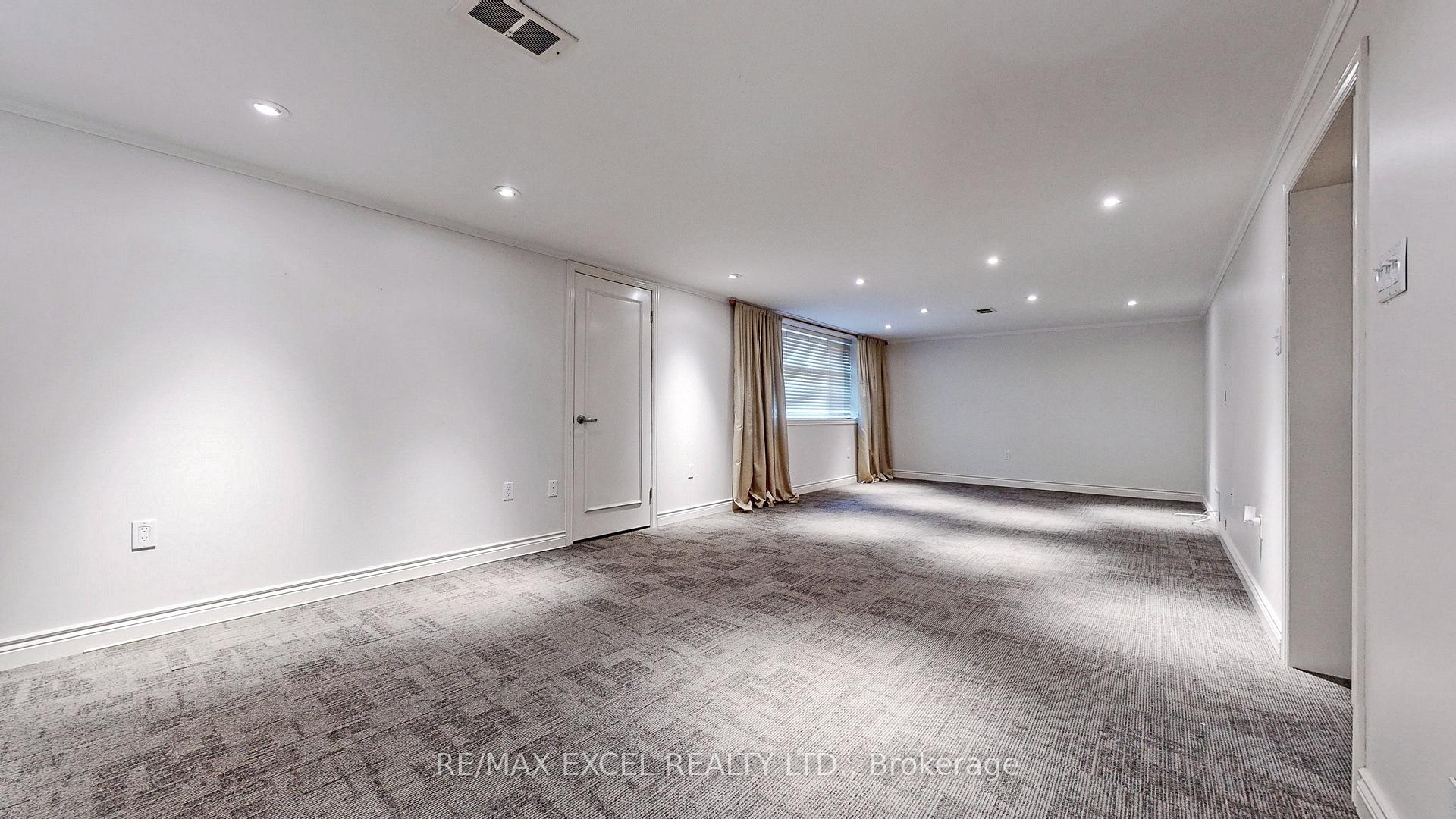 54 Centre Ave, Toronto, ON M2M2L5 | 3 Bedroom 2 Bathroom Detached House | Image 32