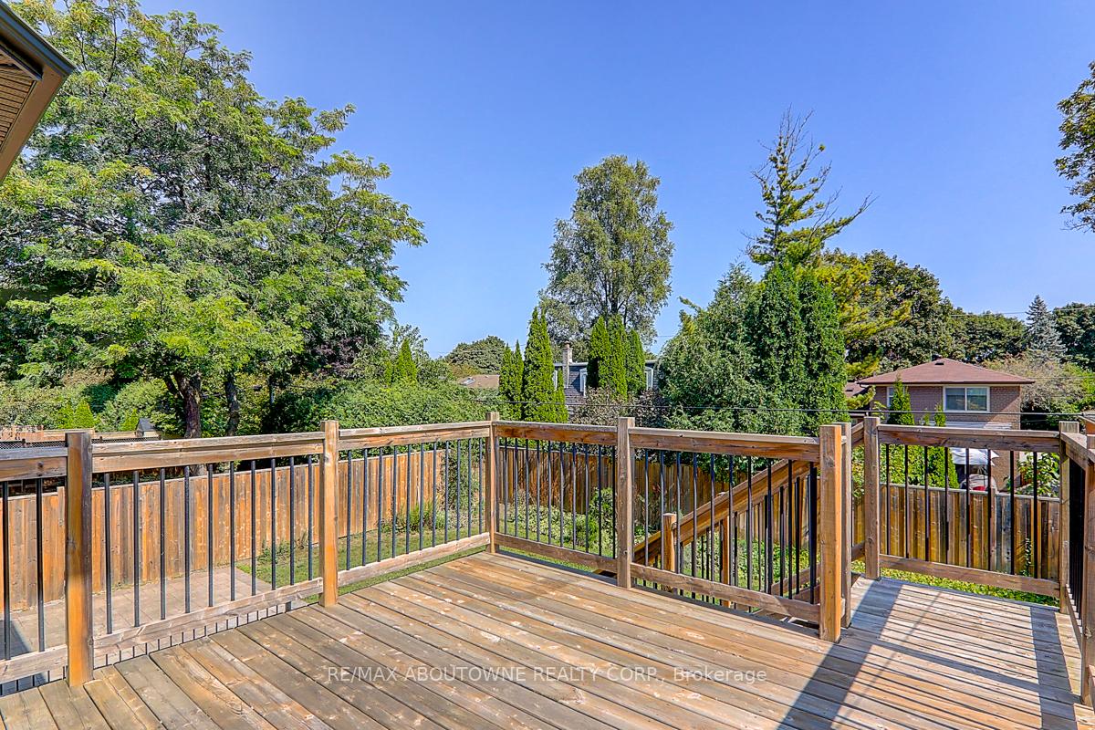 69 Heathview Ave, Toronto, ON M2K2C3 | 4 Bedroom 7 Bathroom Detached House | Image 22