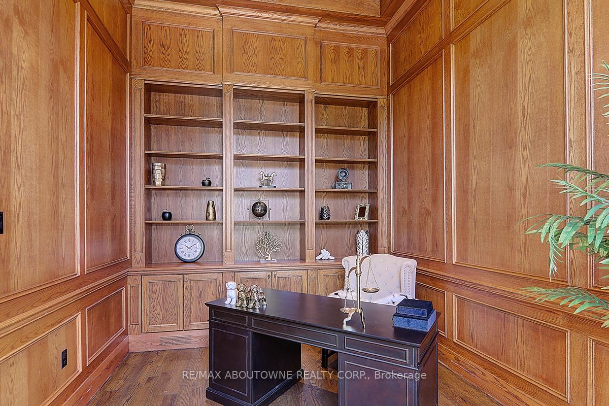 69 Heathview Ave, Toronto, ON M2K2C3 | 4 Bedroom 7 Bathroom Detached House | Image 3