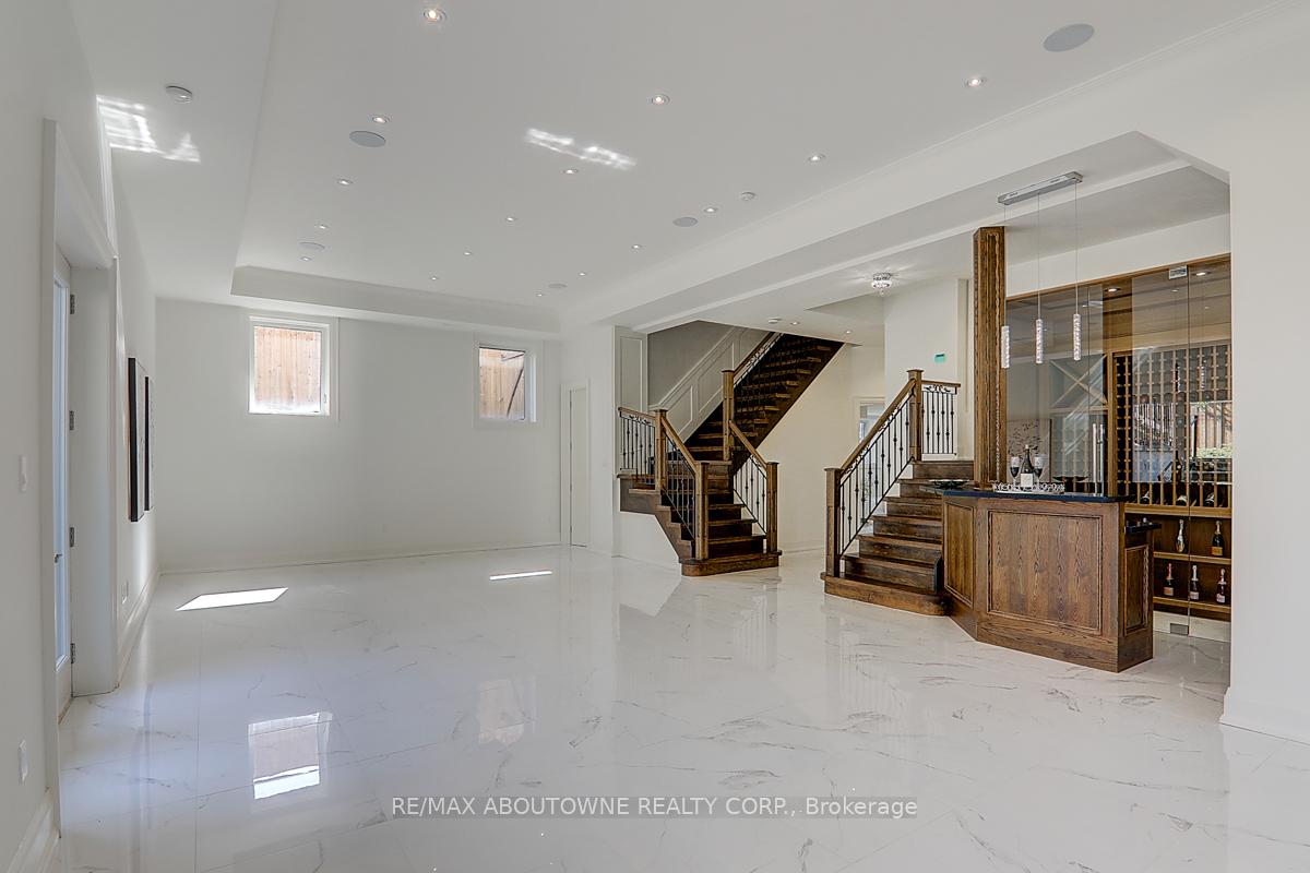 69 Heathview Ave, Toronto, ON M2K2C3 | 4 Bedroom 7 Bathroom Detached House | Image 35