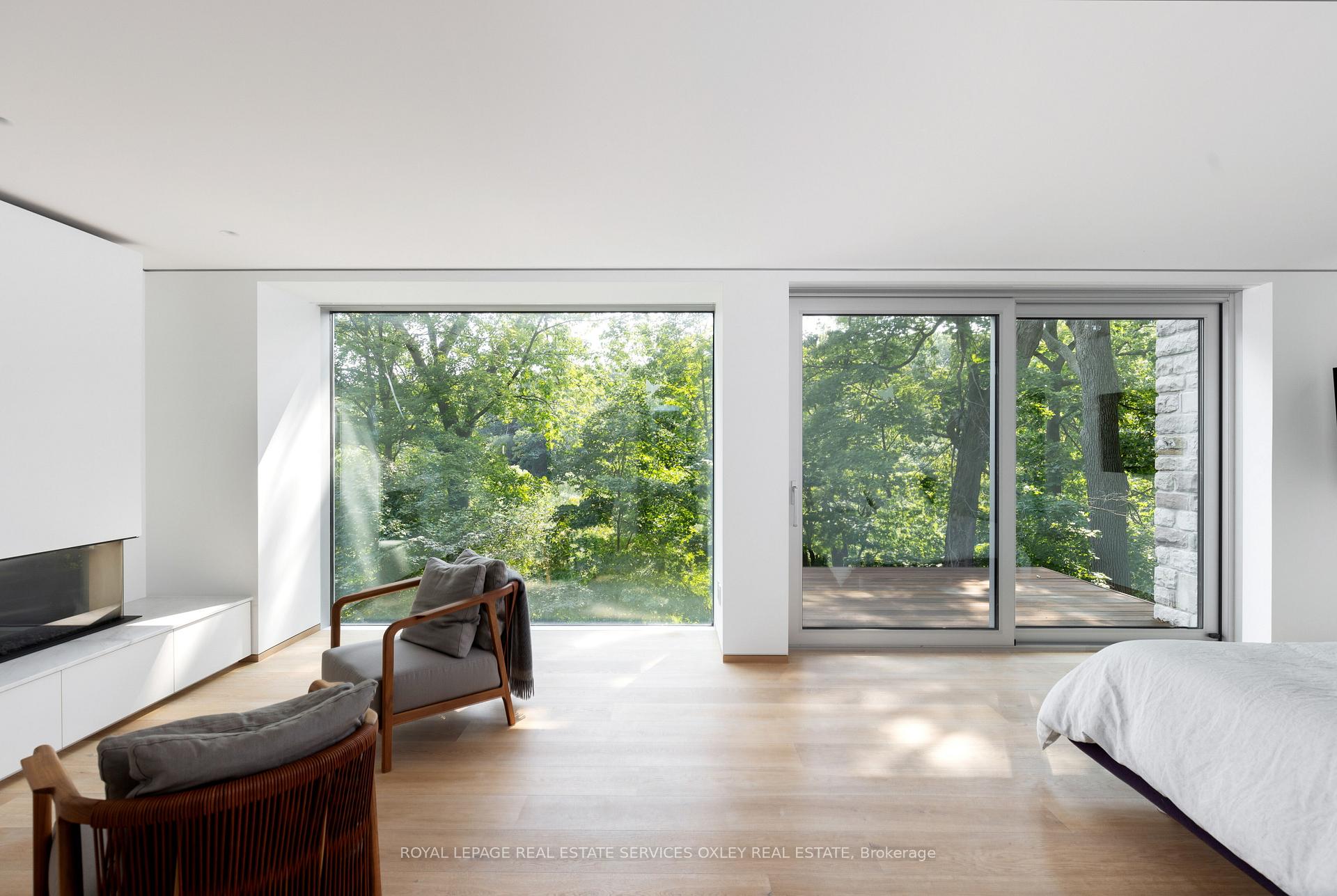 11 Beaumont Rd, Toronto, ON M4W1V4 | 4 Bedroom 4 Bathroom Detached House | Image 14