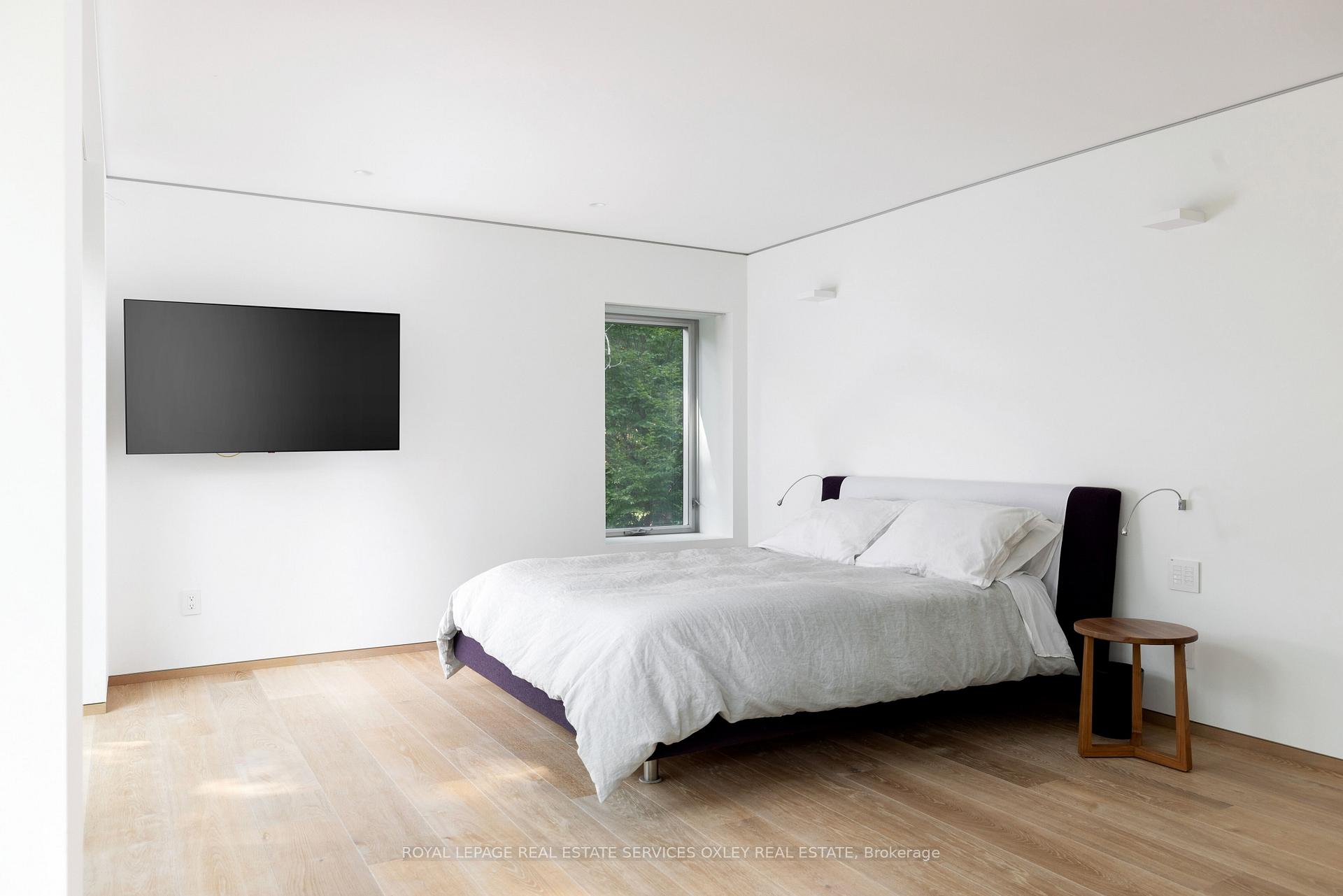 11 Beaumont Rd, Toronto, ON M4W1V4 | 4 Bedroom 4 Bathroom Detached House | Image 15