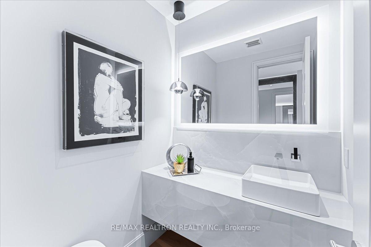 275 Reiner Rd, Toronto, ON M3H2M5 | 4 Bedroom 6 Bathroom Detached House | Image 14