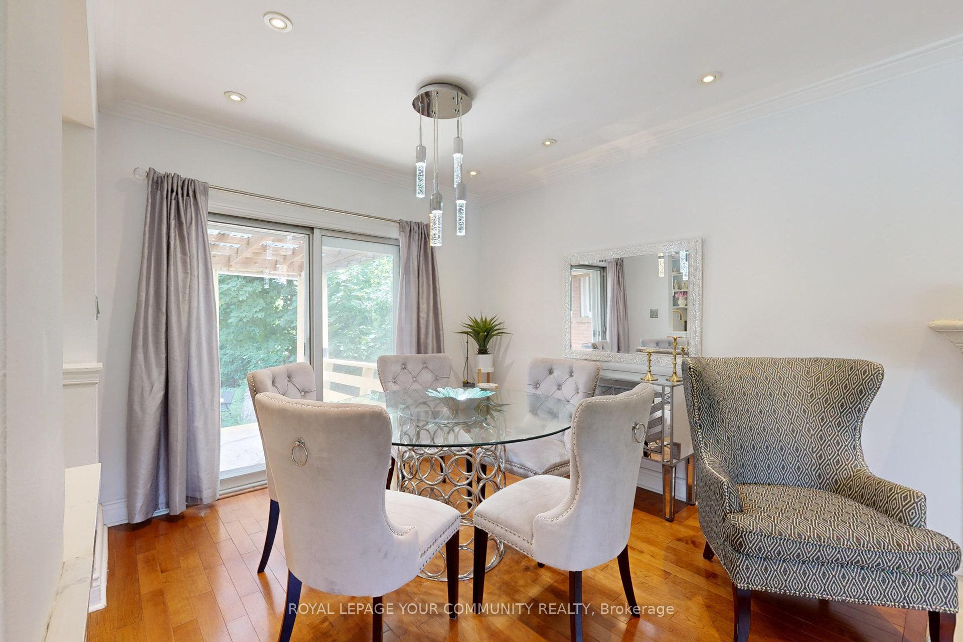 191 Maxome Ave, Toronto, ON M2M3L1 | 3 Bedroom 3 Bathroom Detached House | Image 10