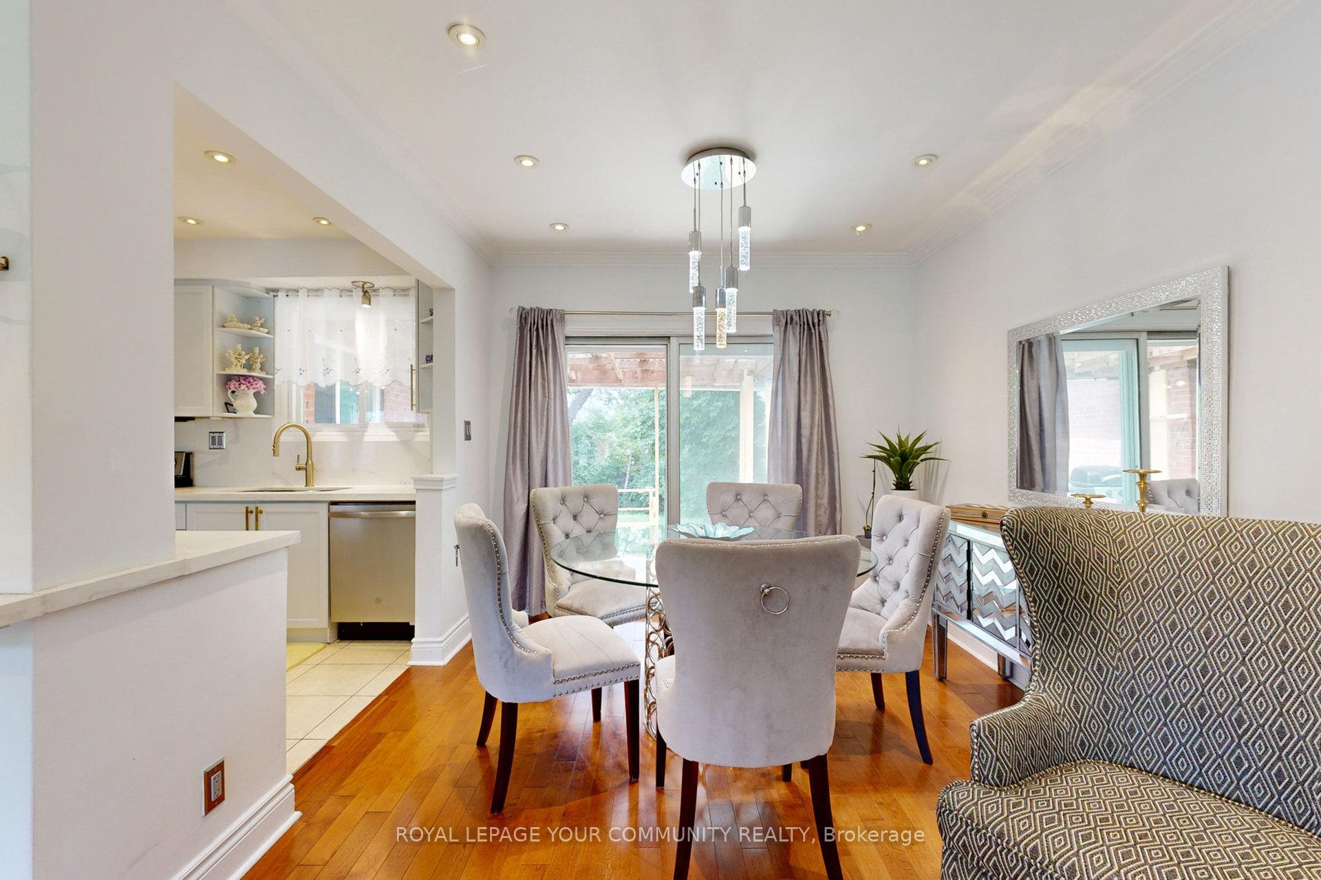 191 Maxome Ave, Toronto, ON M2M3L1 | 3 Bedroom 3 Bathroom Detached House | Image 11