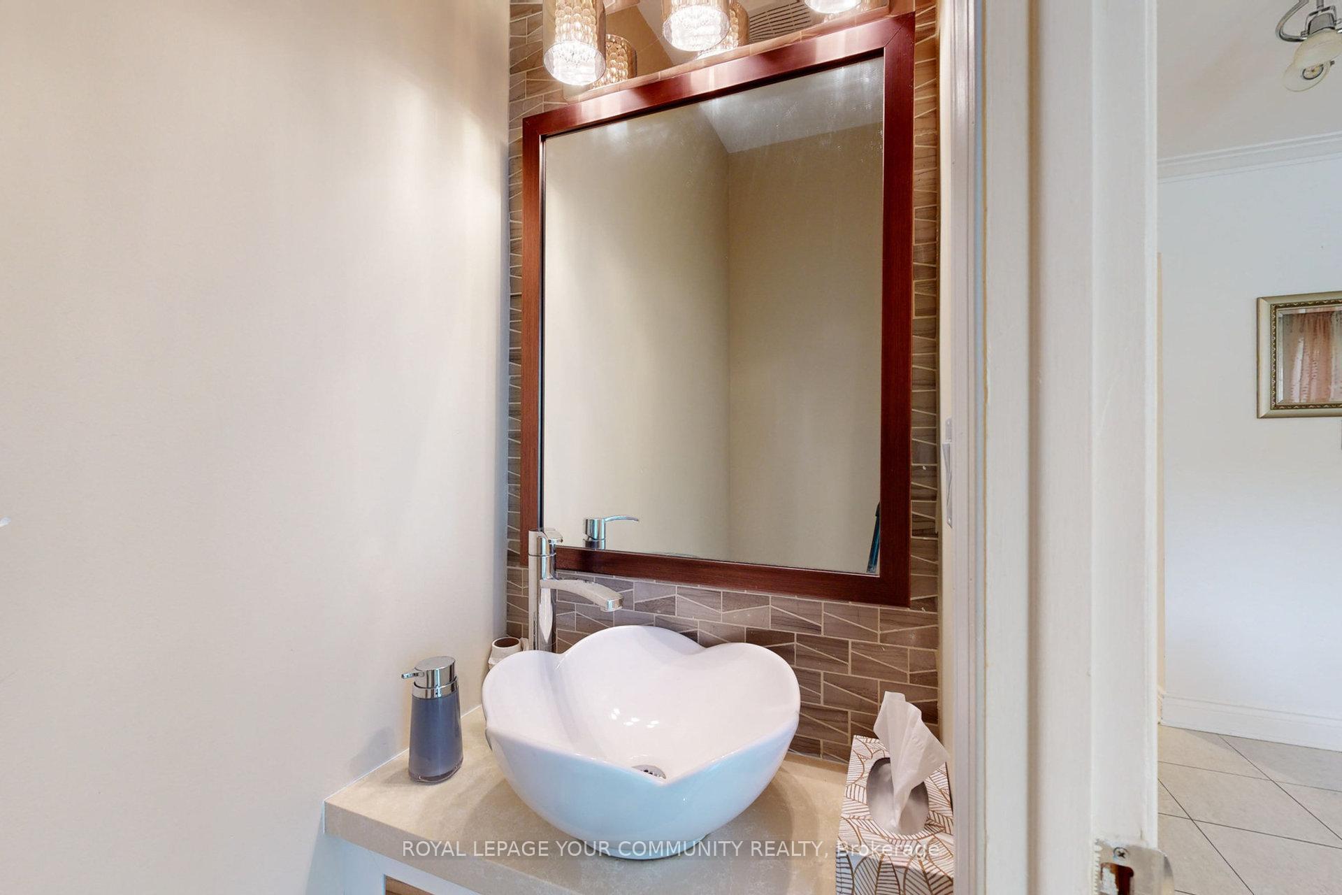 191 Maxome Ave, Toronto, ON M2M3L1 | 3 Bedroom 3 Bathroom Detached House | Image 17