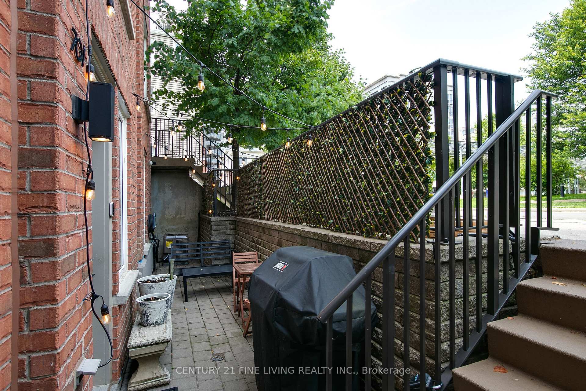 #701 - 39 Canniff St, Toronto, ON M6K3M5 | 2 Bedroom 1 Bathroom Condo Townhouse | Image 29