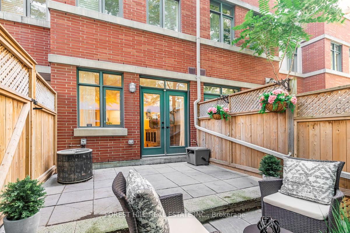 #116 - 500 Richmond St W, Toronto, ON M5V3N4 | 2 Bedroom 1 Bathroom Condo Apt | Image 25