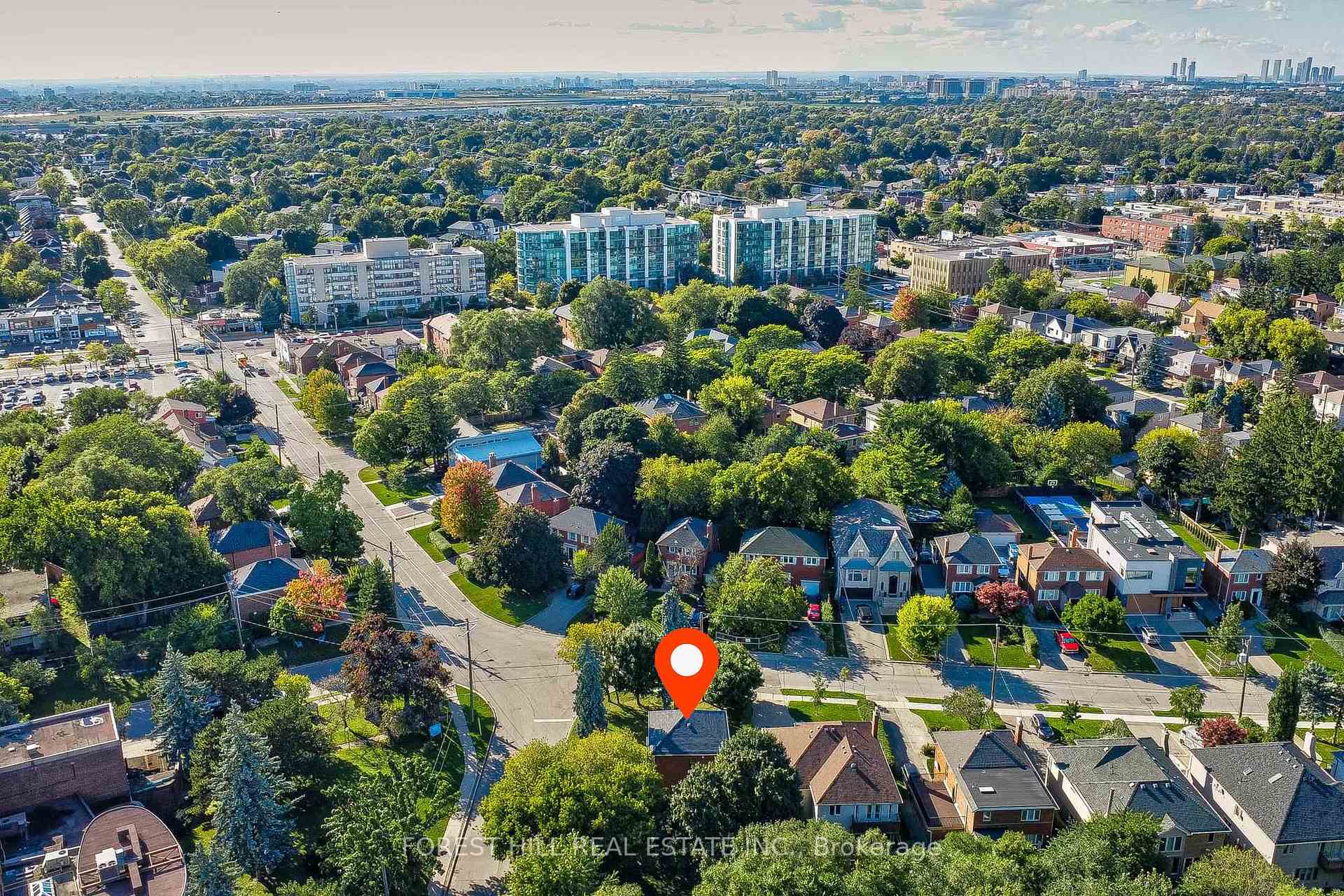 27 Westgate Blvd, Toronto, ON M3H1N8 | 3 Bedroom 2 Bathroom Detached House | Image 14