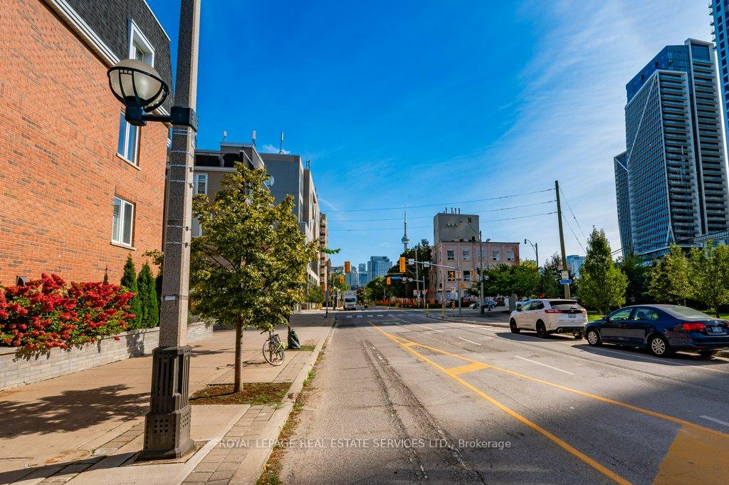 #521 - 10 Douro St, Toronto, ON M6K3M4 | 2 Bedroom 1 Bathroom Condo Townhouse | Image 23
