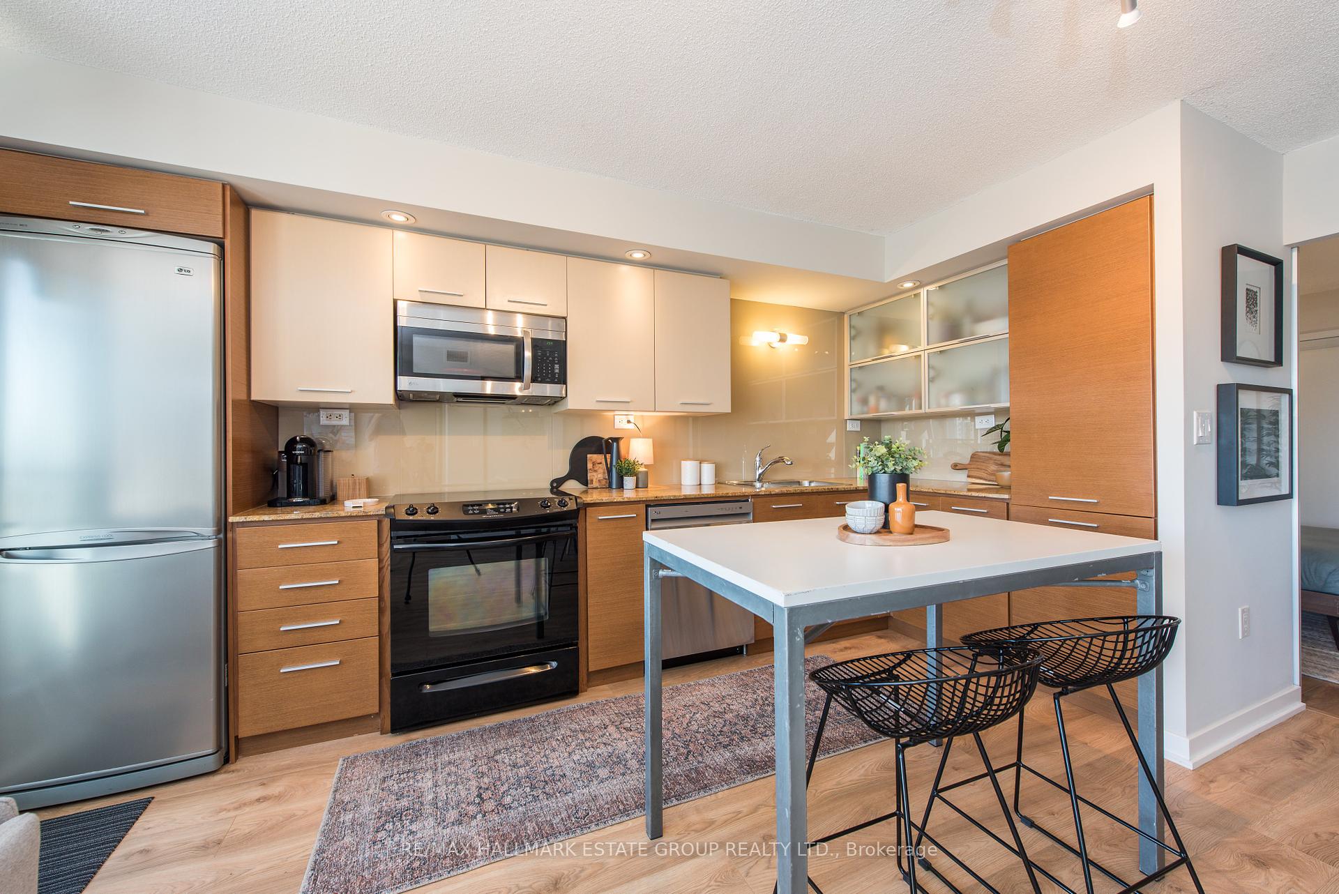 #545 - 8 Telegram Mews, Toronto, ON M5V3Z5 | 3 Bedroom 2 Bathroom Condo Apt | Image 13