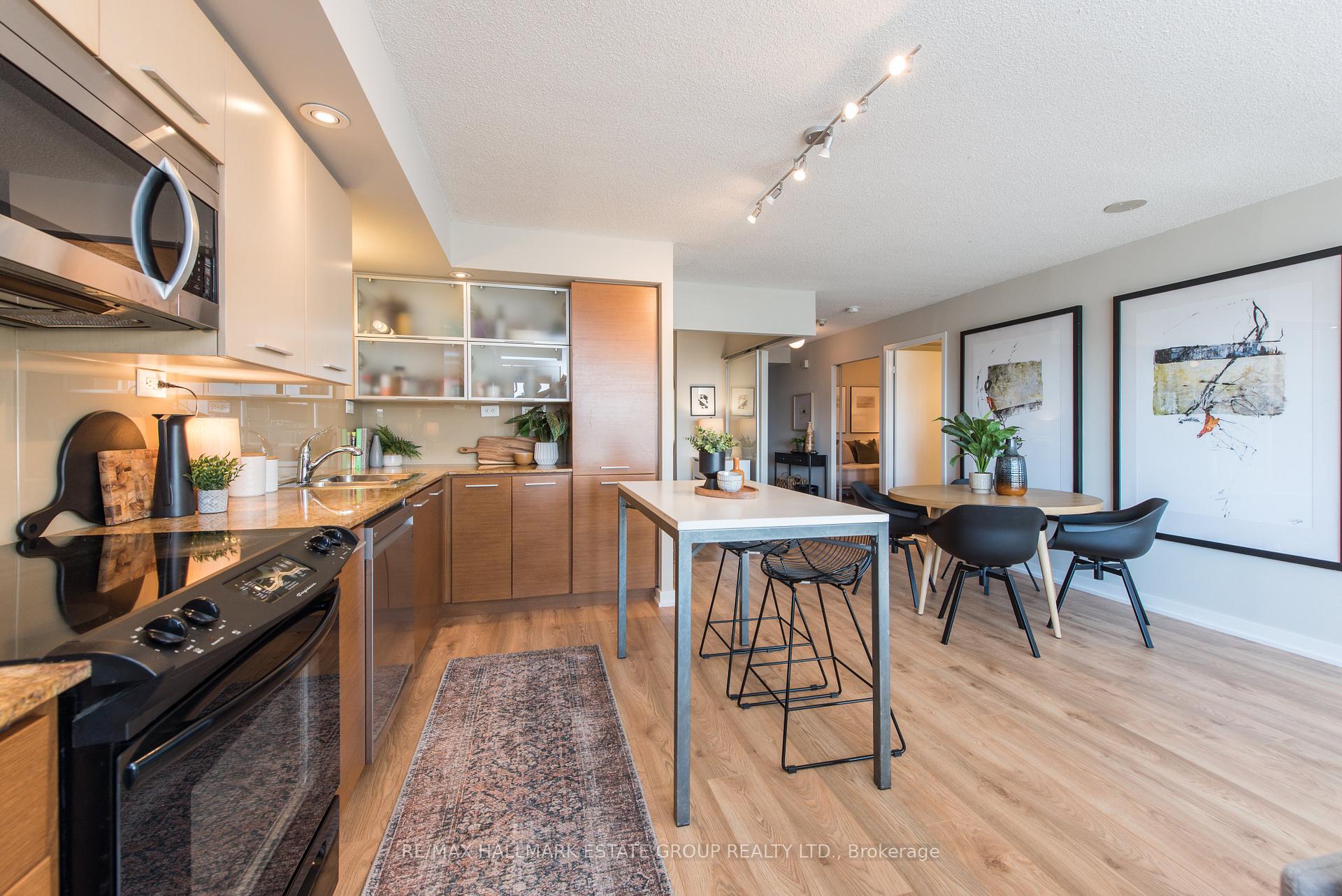 #545 - 8 Telegram Mews, Toronto, ON M5V3Z5 | 3 Bedroom 2 Bathroom Condo Apt | Image 15