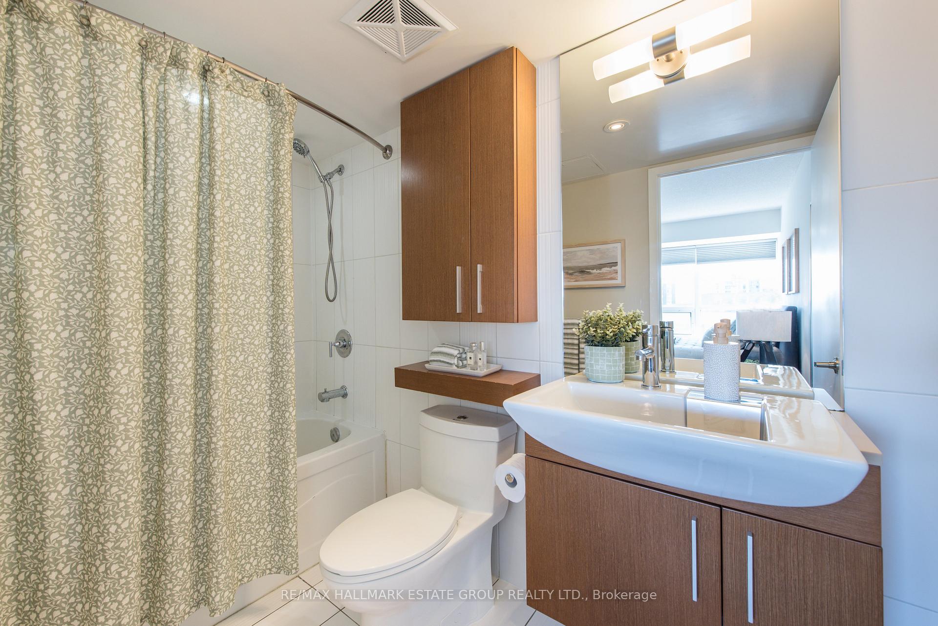 #545 - 8 Telegram Mews, Toronto, ON M5V3Z5 | 3 Bedroom 2 Bathroom Condo Apt | Image 19