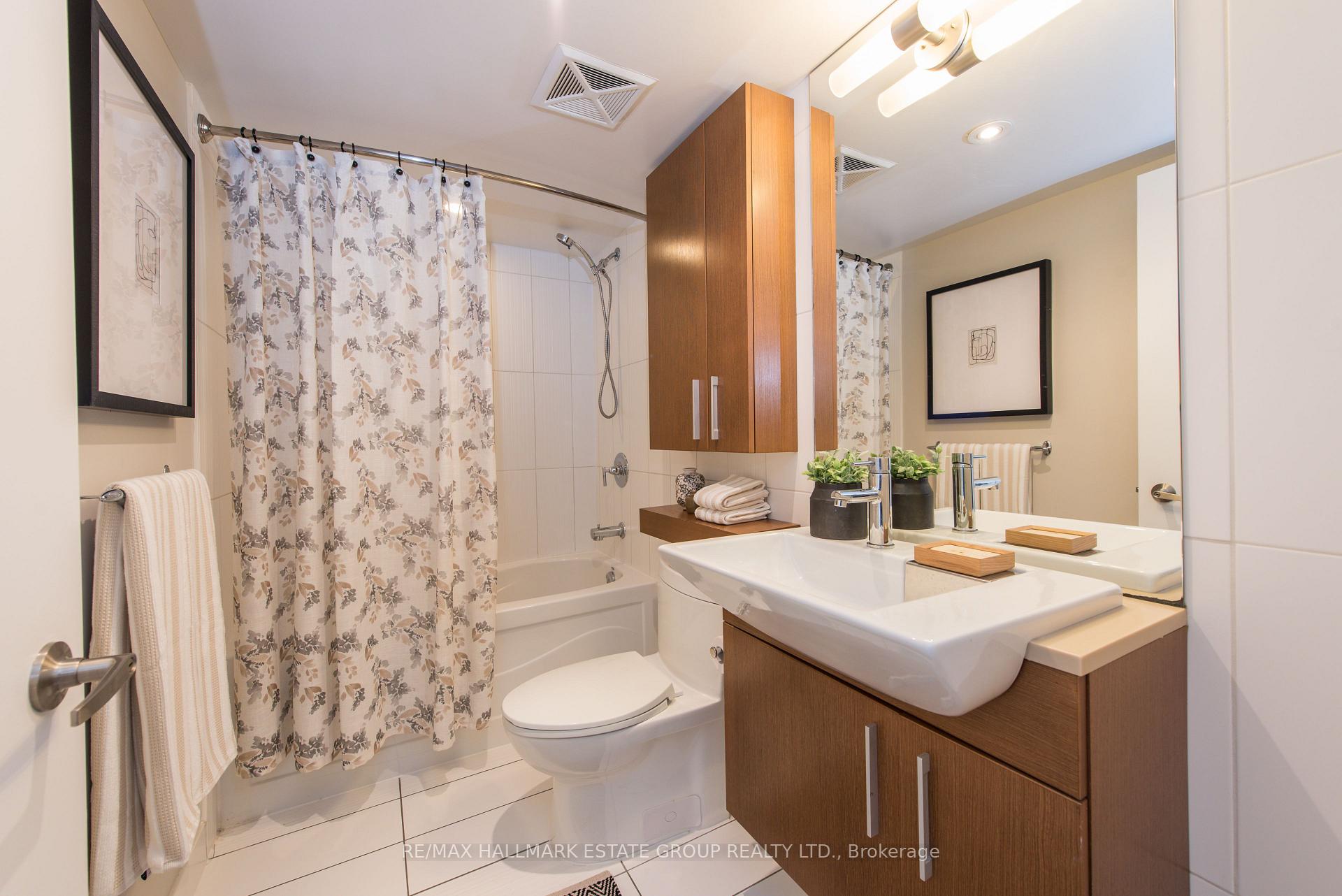#545 - 8 Telegram Mews, Toronto, ON M5V3Z5 | 3 Bedroom 2 Bathroom Condo Apt | Image 22