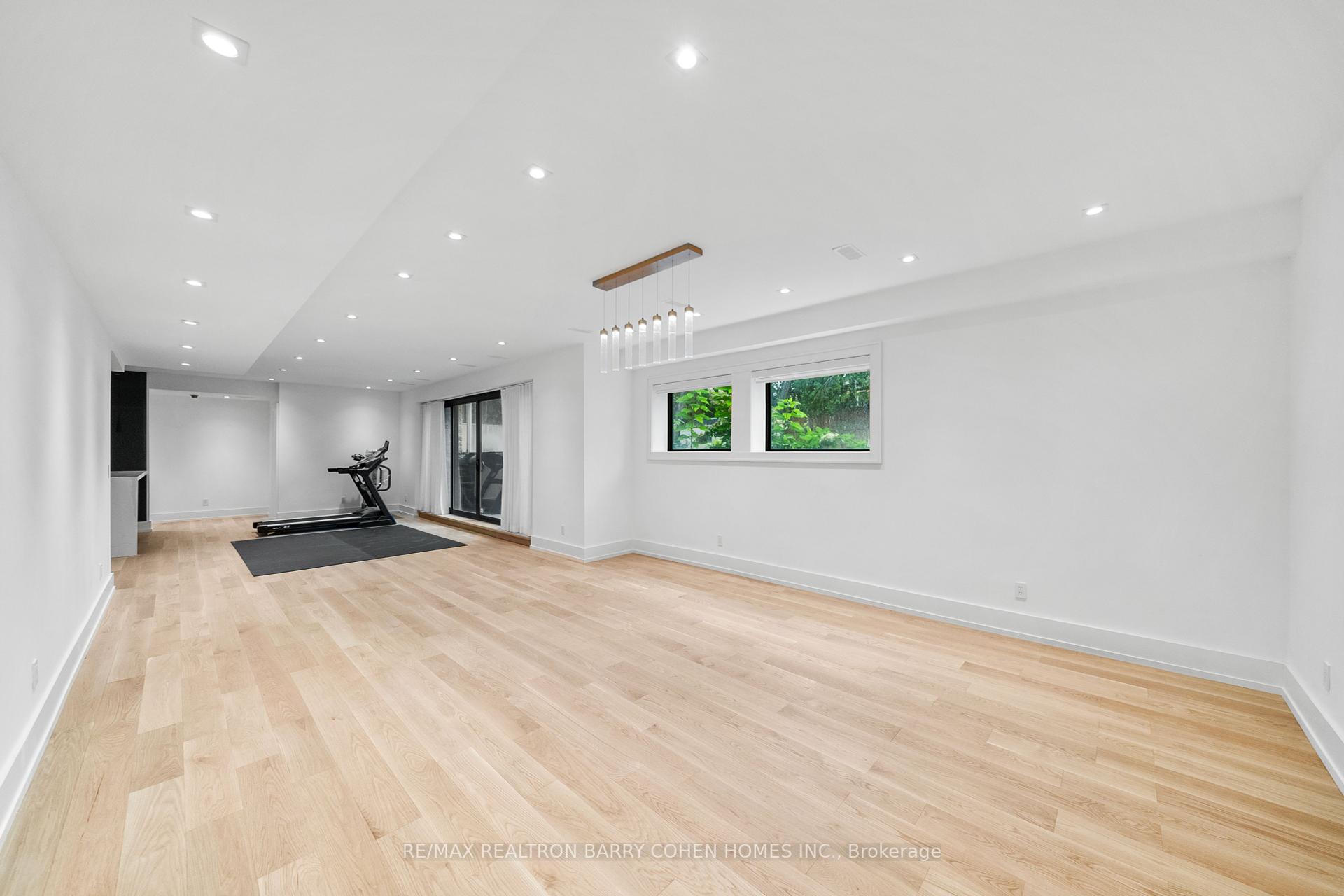 28 Brian Cliff Dr, Toronto, ON M3B2G2 | 4 Bedroom 7 Bathroom Detached House | Image 27