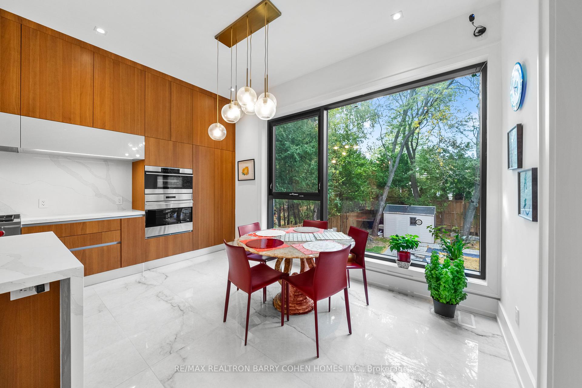 28 Brian Cliff Dr, Toronto, ON M3B2G2 | 4 Bedroom 7 Bathroom Detached House | Image 9