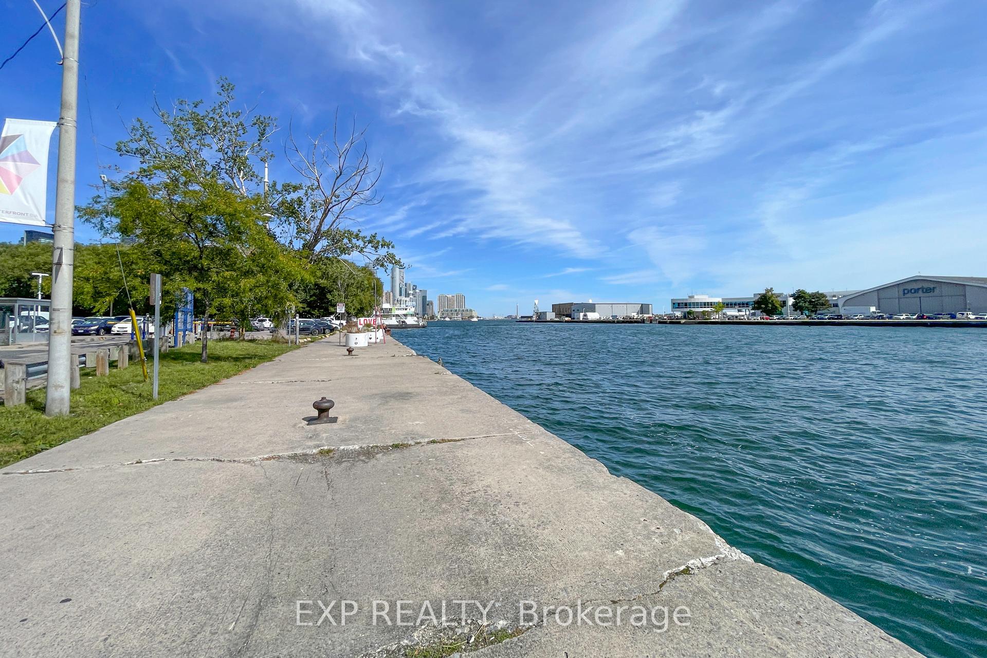 #632 - 38 Stadium Rd, Toronto, ON M5V3P4 | 2 Bedroom 1 Bathroom Condo Townhouse | Image 27