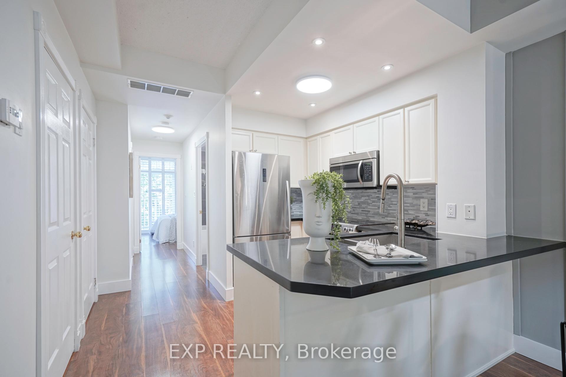 #632 - 38 Stadium Rd, Toronto, ON M5V3P4 | 2 Bedroom 1 Bathroom Condo Townhouse | Image 7