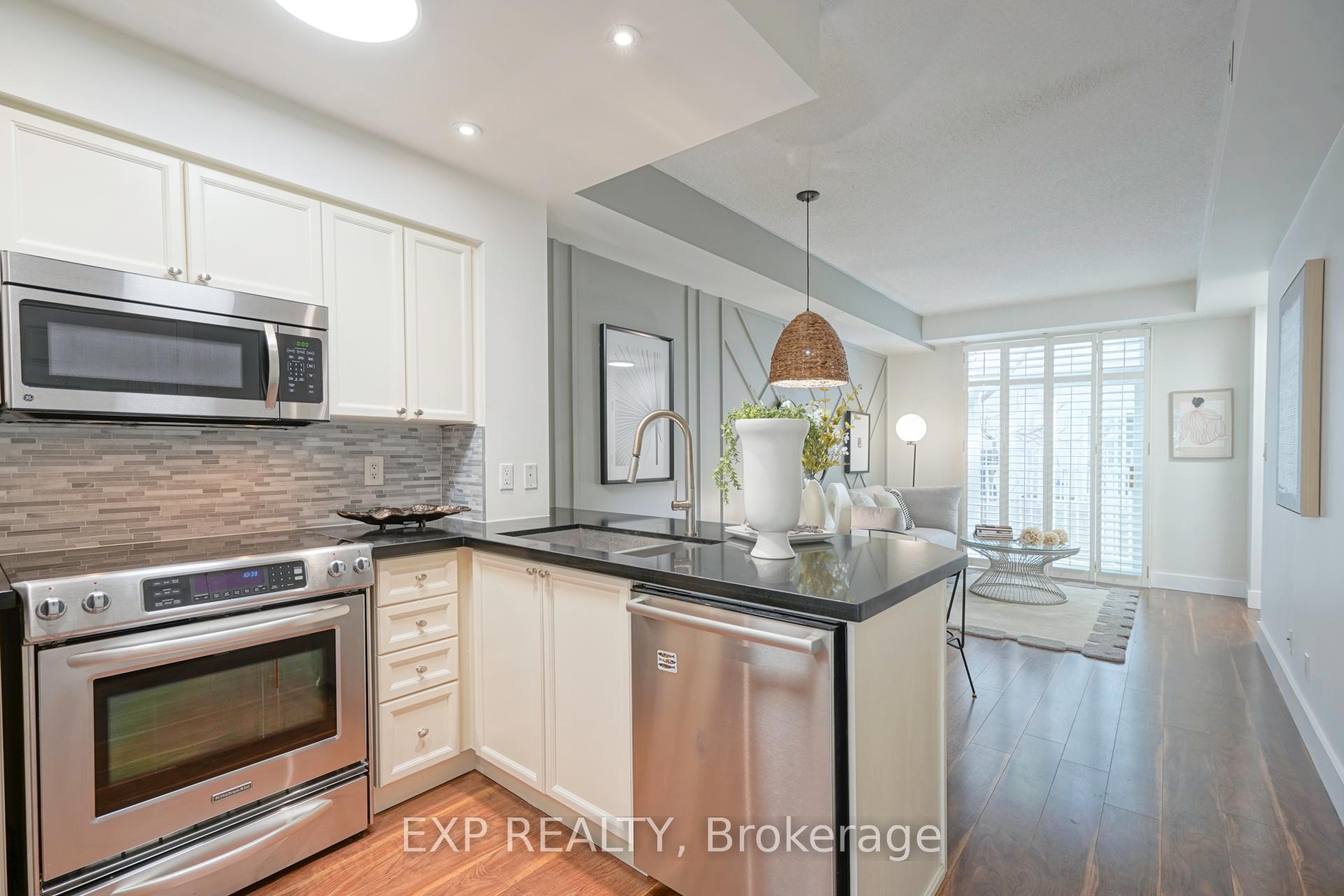 #632 - 38 Stadium Rd, Toronto, ON M5V3P4 | 2 Bedroom 1 Bathroom Condo Townhouse | Image 8