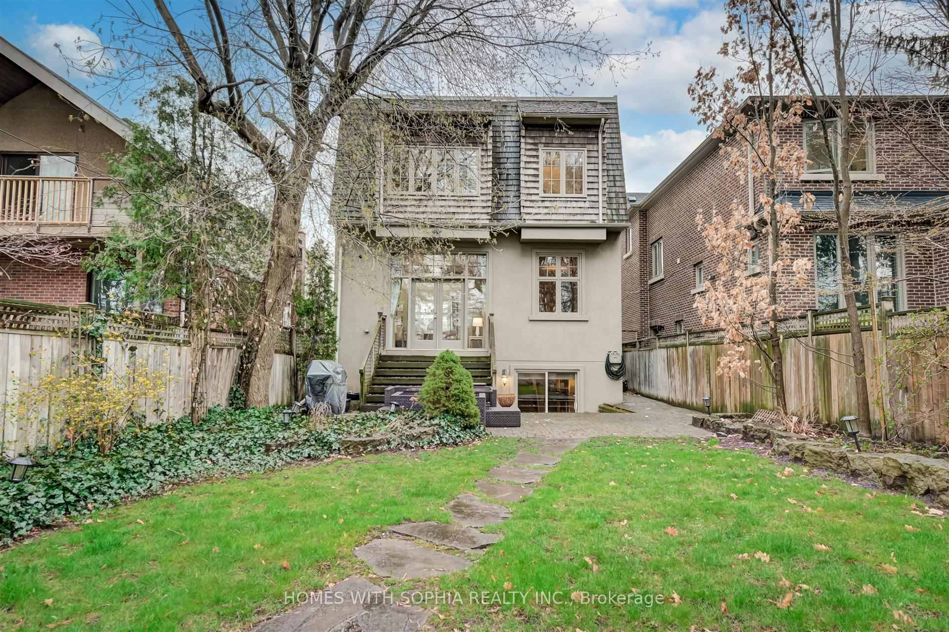 162 Glenvale Blvd, Toronto, ON M4G2W3 | 2 Bedroom 4 Bathroom Detached House | Image 30