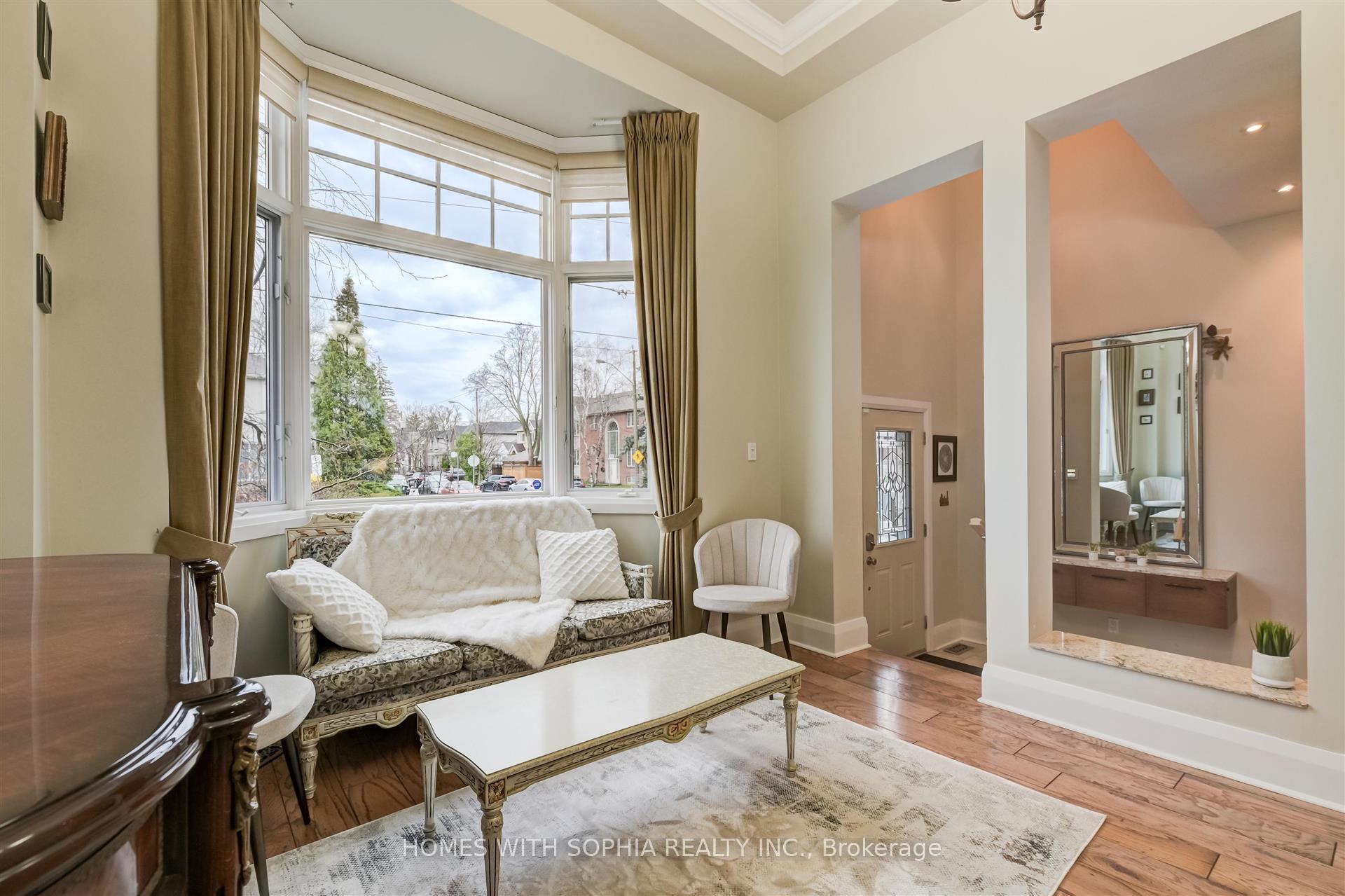 162 Glenvale Blvd, Toronto, ON M4G2W3 | 2 Bedroom 4 Bathroom Detached House | Image 7