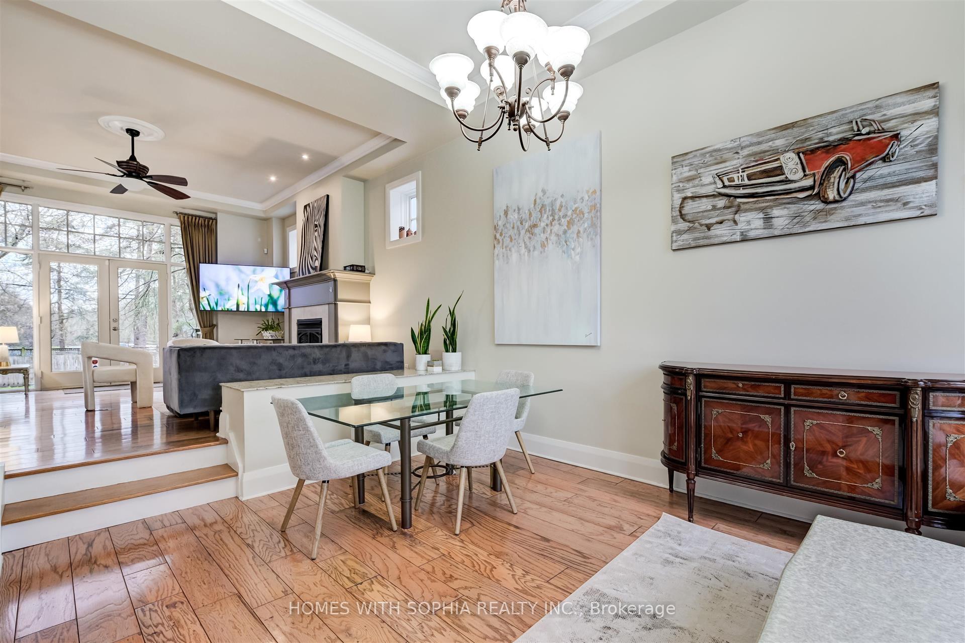 162 Glenvale Blvd, Toronto, ON M4G2W3 | 2 Bedroom 4 Bathroom Detached House | Image 9