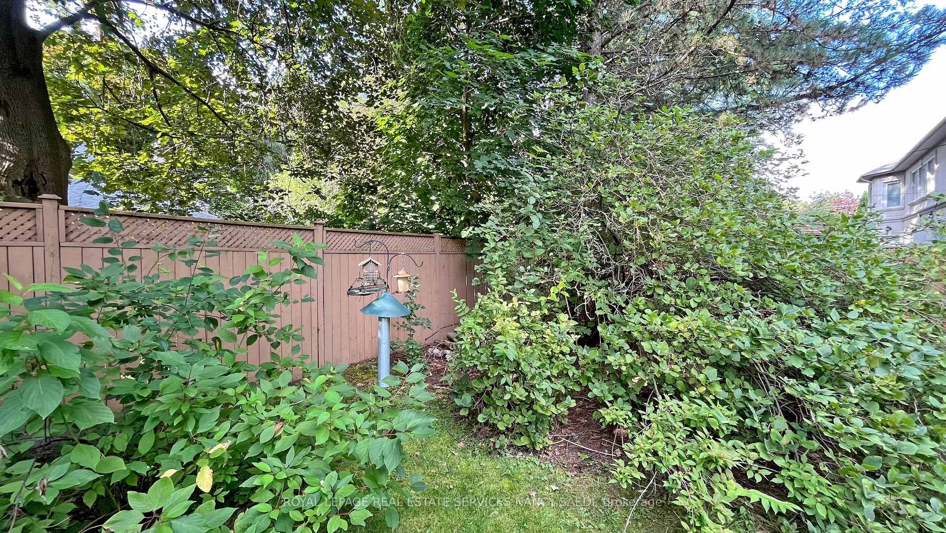 31 Saintfield Ave, Toronto, ON M3C2M7 | 4 Bedroom 3 Bathroom Detached House | Image 23