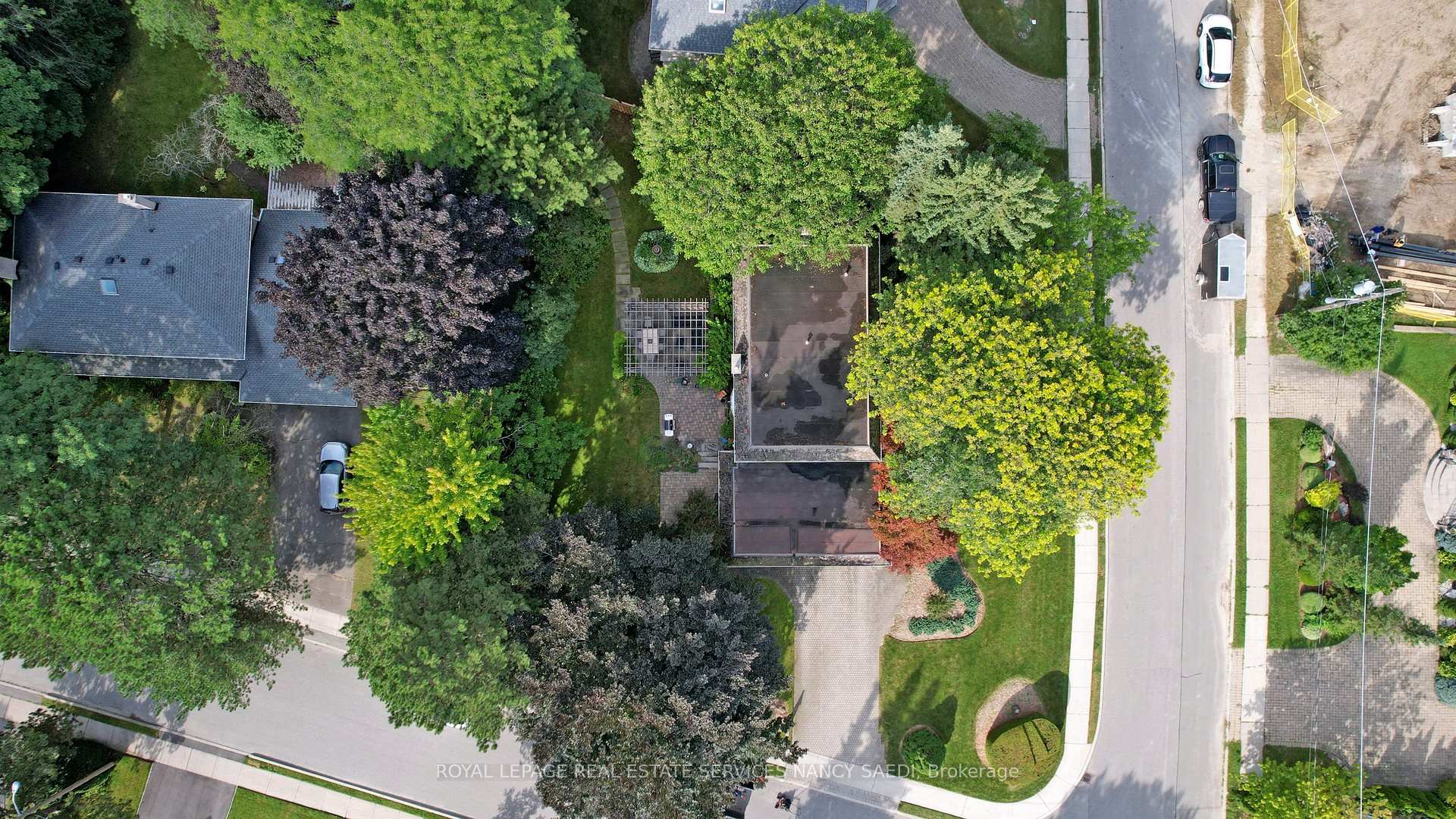 31 Saintfield Ave, Toronto, ON M3C2M7 | 4 Bedroom 3 Bathroom Detached House | Image 27