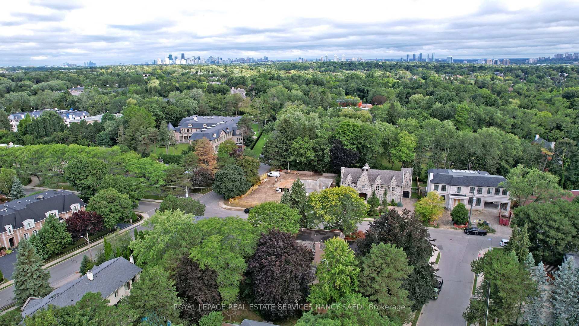 31 Saintfield Ave, Toronto, ON M3C2M7 | 4 Bedroom 3 Bathroom Detached House | Image 39