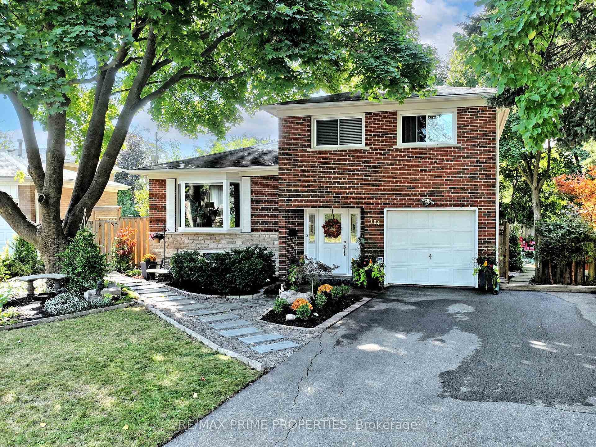 104 Kingslake Rd, Toronto, ON M2J3E8 | 3 Bedroom 3 Bathroom Detached House | Image 3