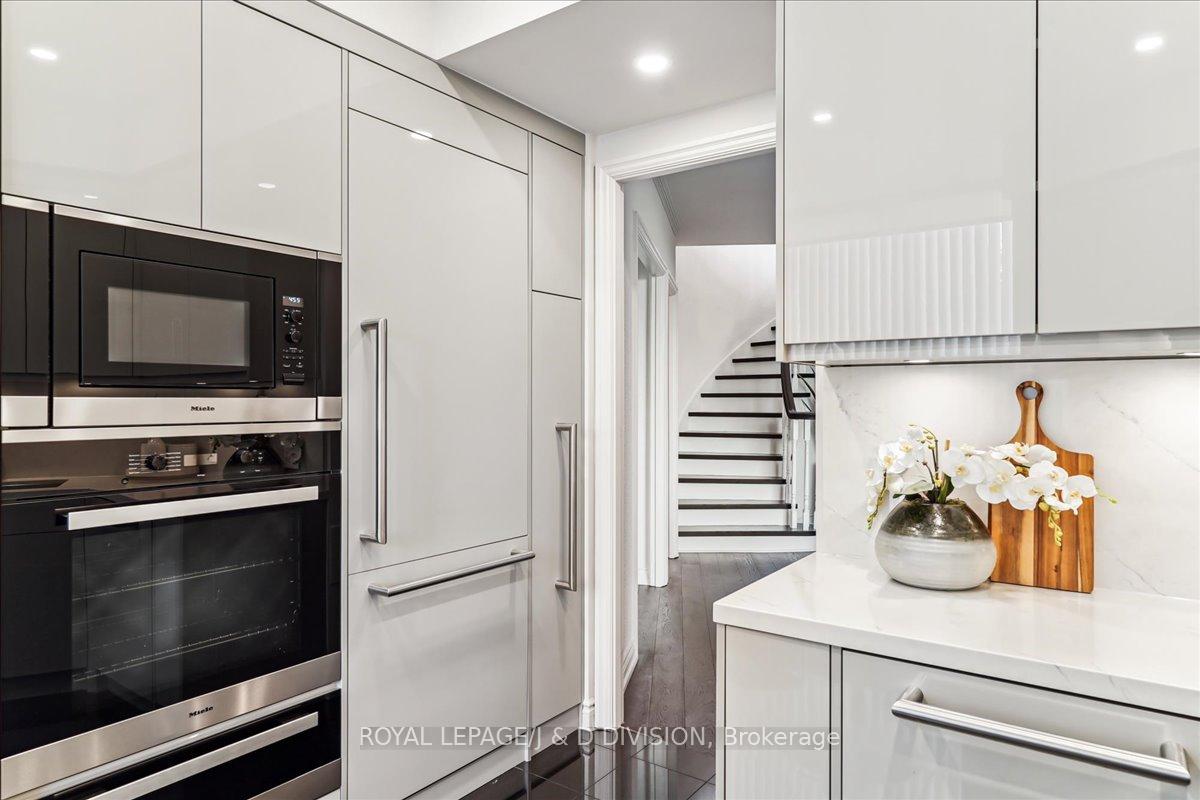 #PH9 - 3800 Yonge St, Toronto, ON M4N3P7 | 2 Bedroom 3 Bathroom Condo Apt | Image 10