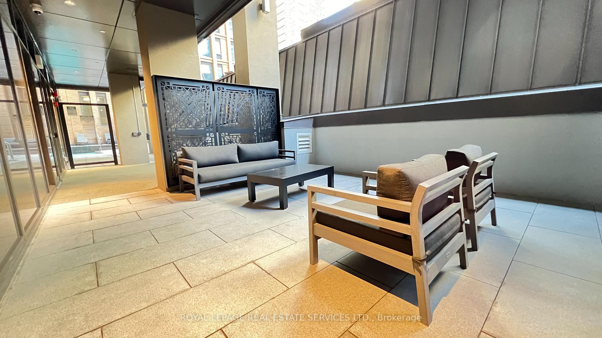 #806 - 8 Widmer St, Toronto, ON M5V2E7 | 0 Bedroom 1 Bathroom Condo Apt | Image 17