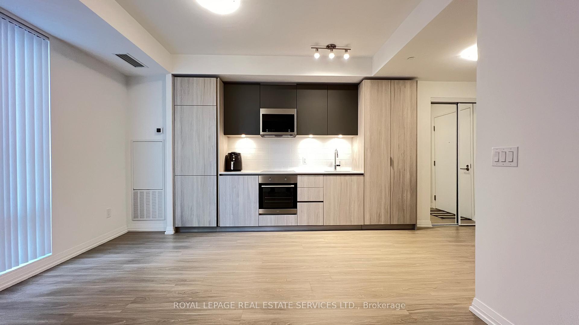 #806 - 8 Widmer St, Toronto, ON M5V2E7 | 0 Bedroom 1 Bathroom Condo Apt | Image 8