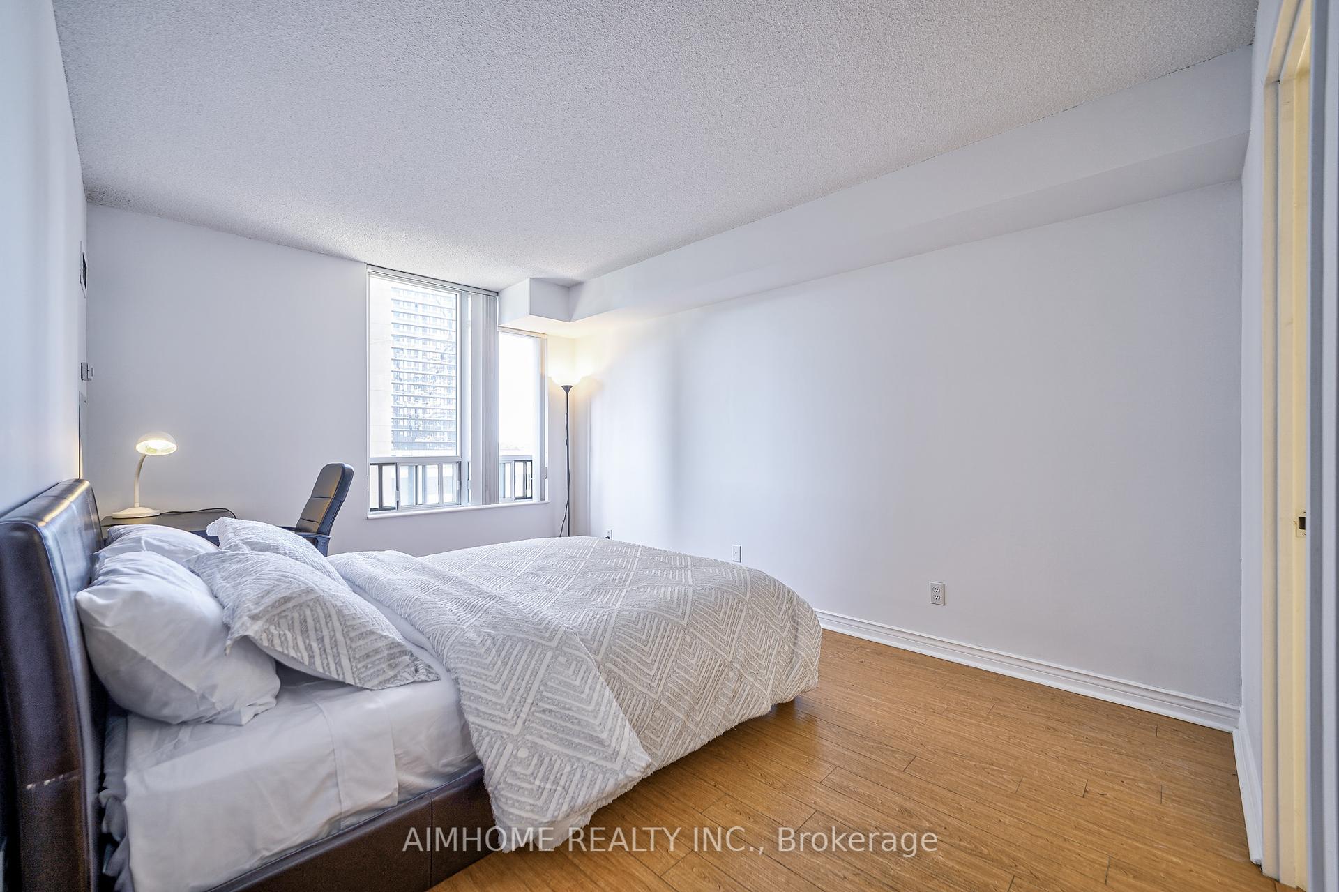 #710 - 256 Doris Ave, Toronto, ON M2N6X8 | 3 Bedroom 2 Bathroom Condo Apt | Image 19