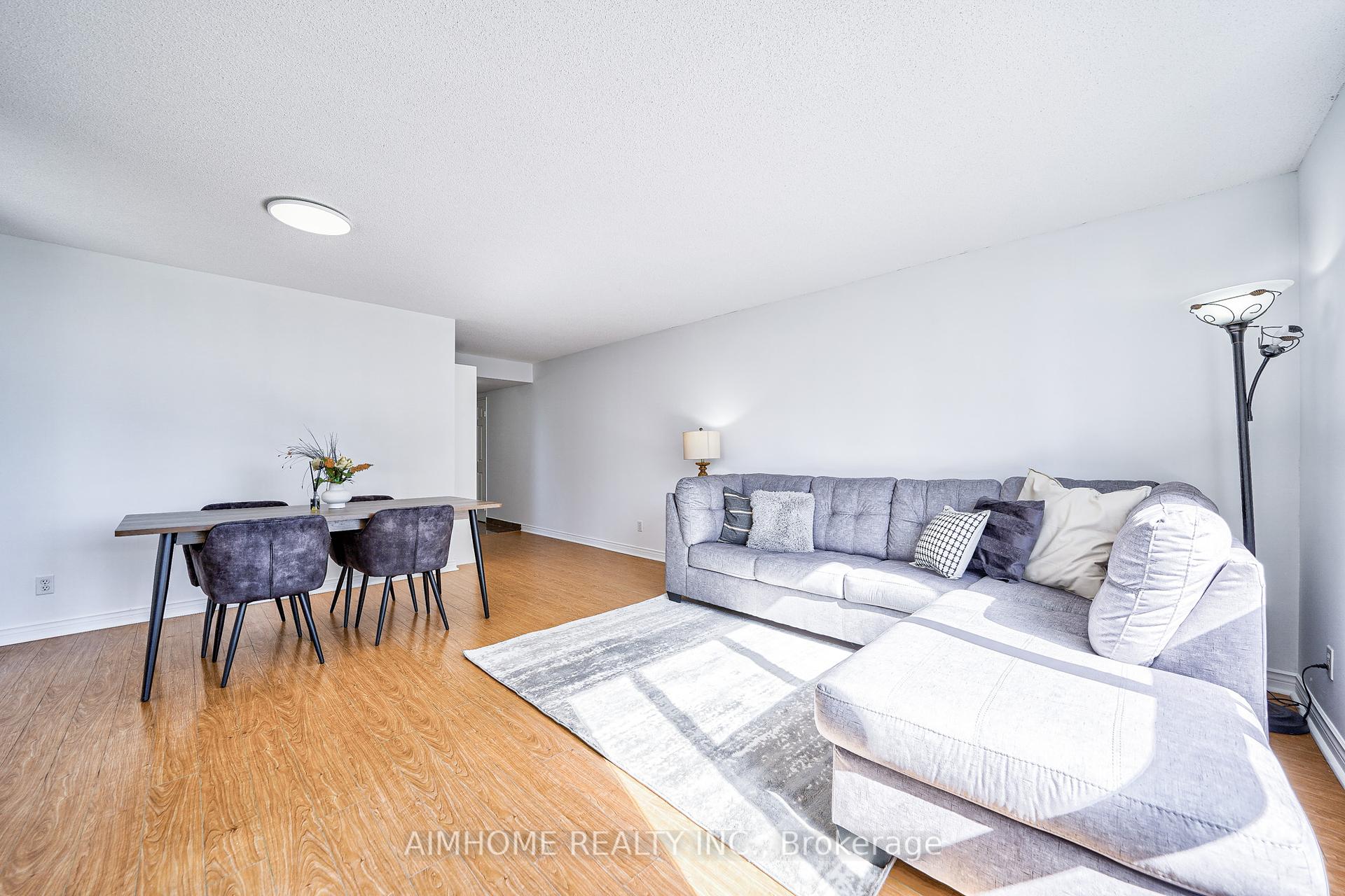 #710 - 256 Doris Ave, Toronto, ON M2N6X8 | 3 Bedroom 2 Bathroom Condo Apt | Image 5