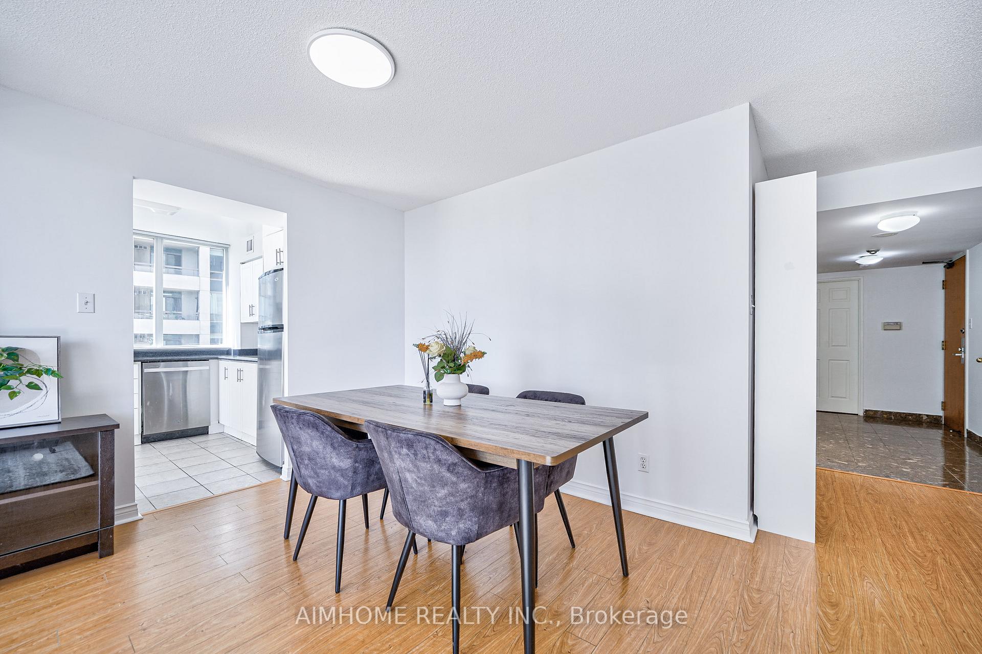 #710 - 256 Doris Ave, Toronto, ON M2N6X8 | 3 Bedroom 2 Bathroom Condo Apt | Image 8