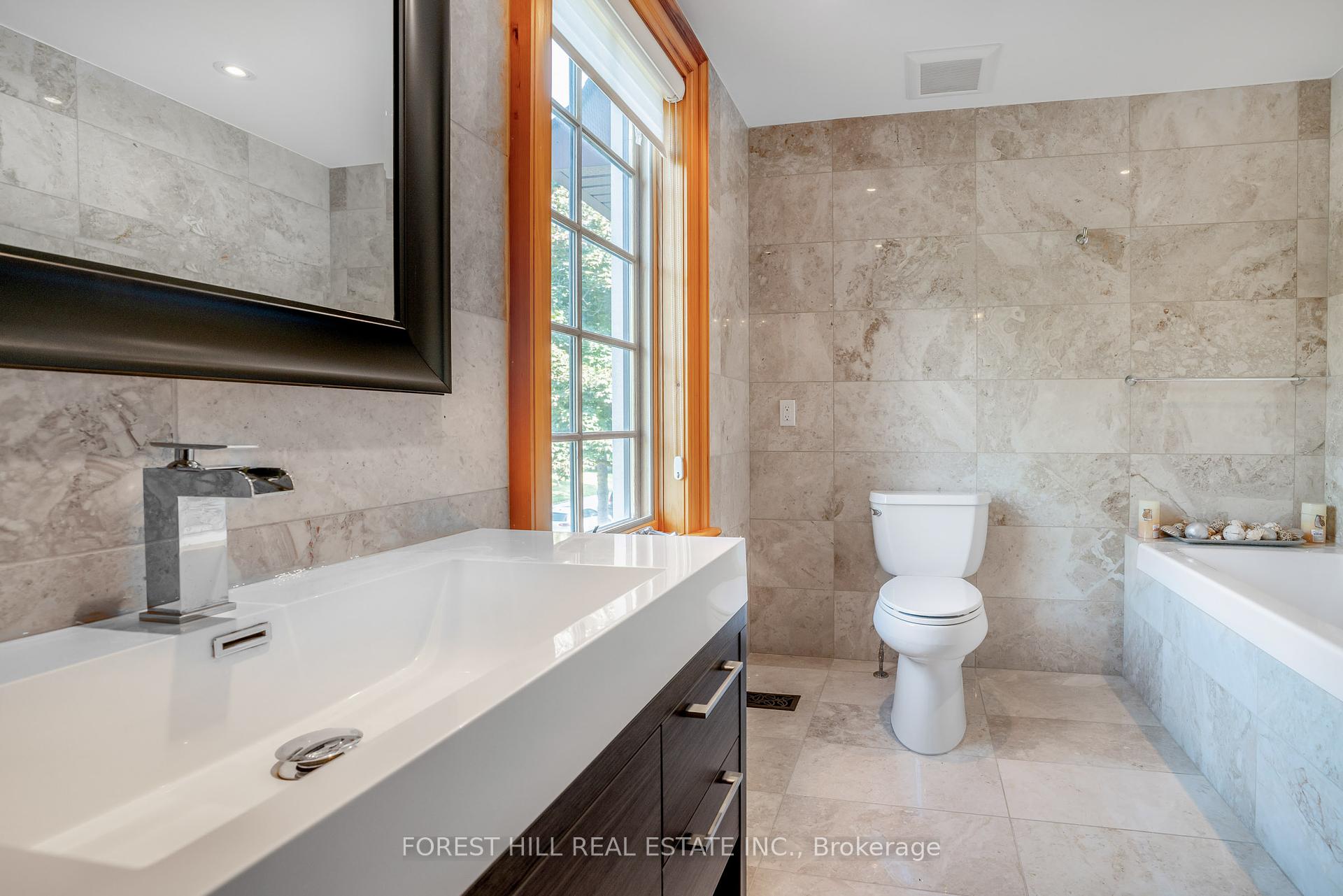 38 Greengate Rd, Toronto, ON M3B1E8 | 4 Bedroom 9 Bathroom Detached House | Image 19